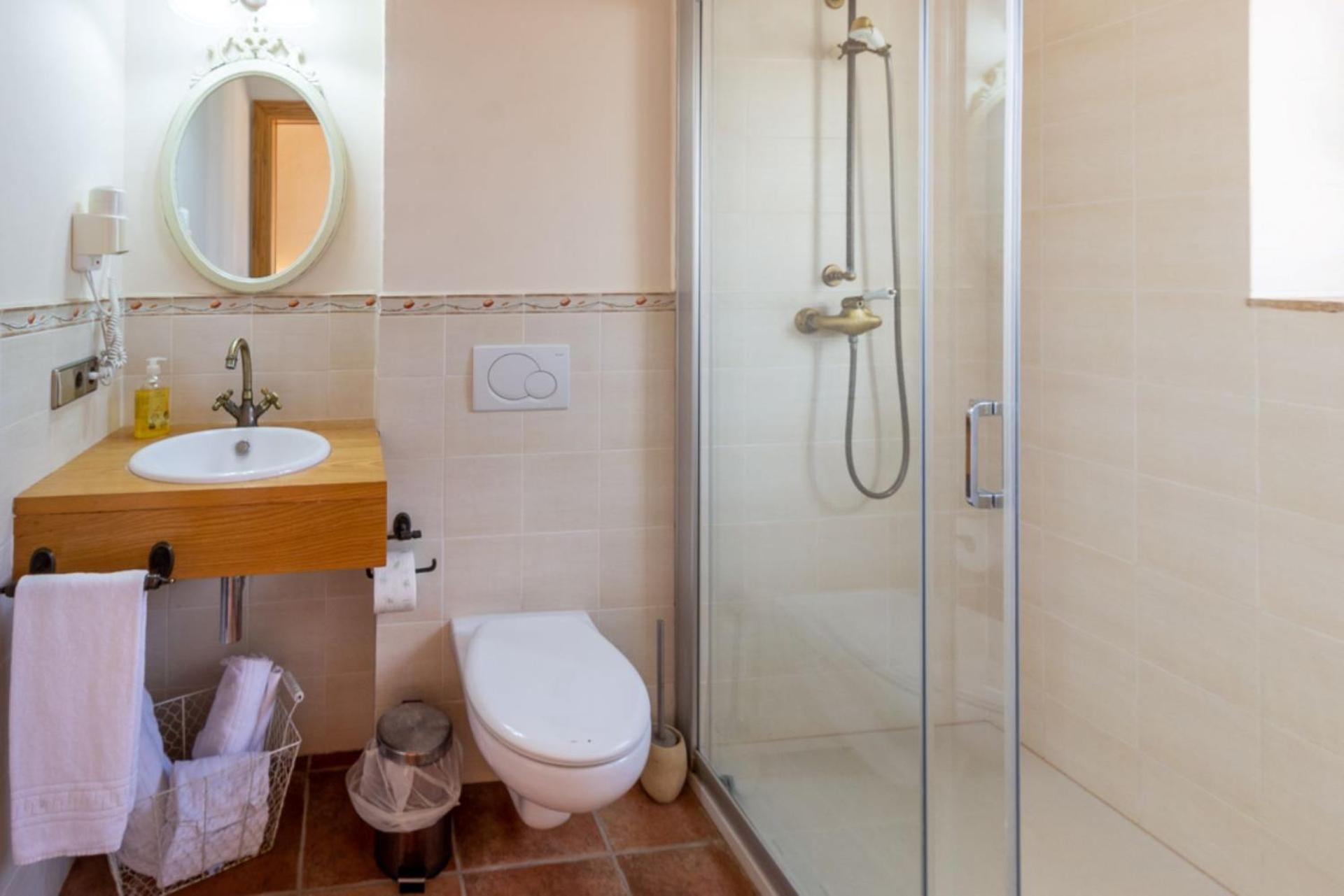 Ginesta Country house