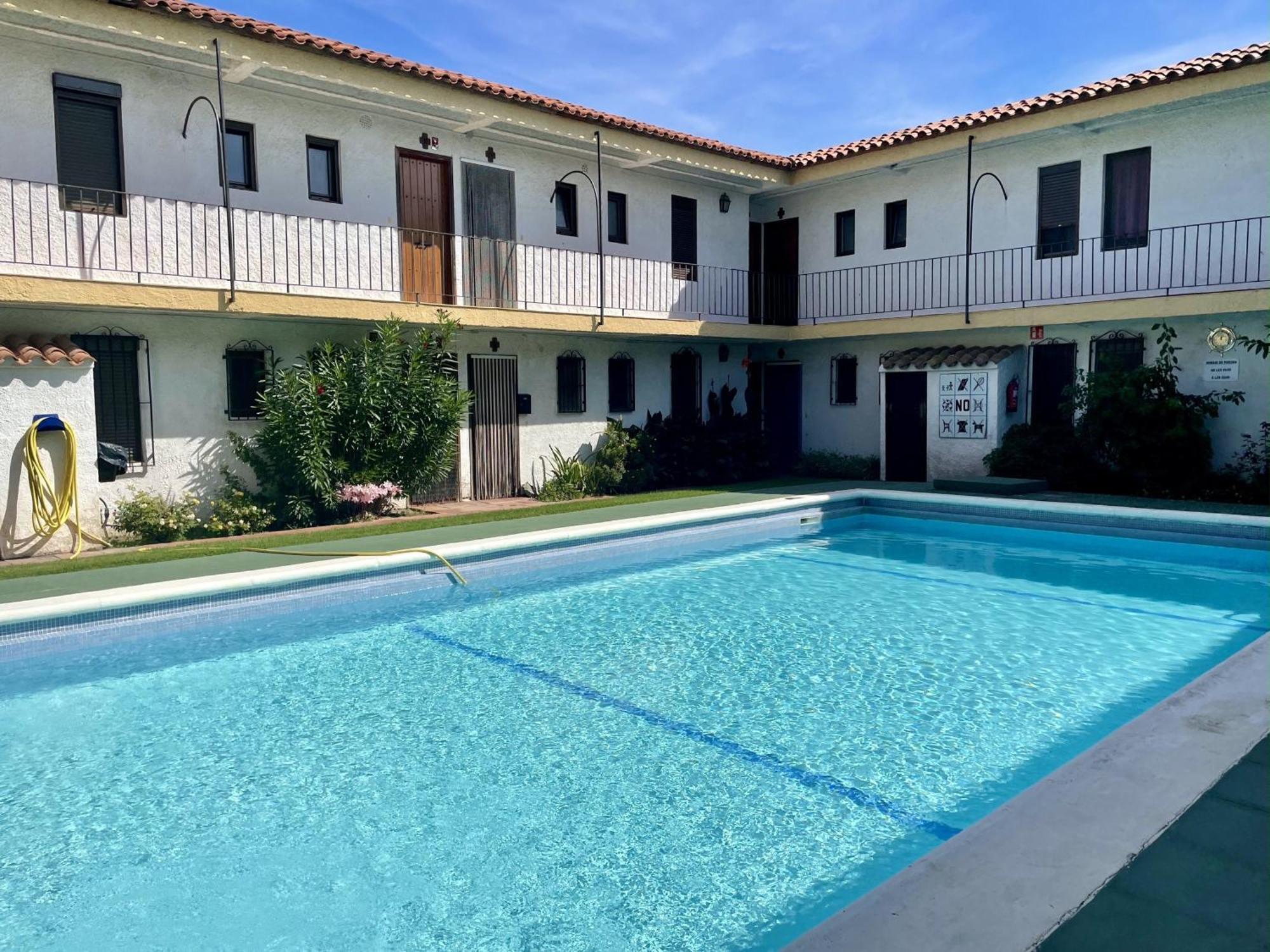 El Cortijo Pb 7 *