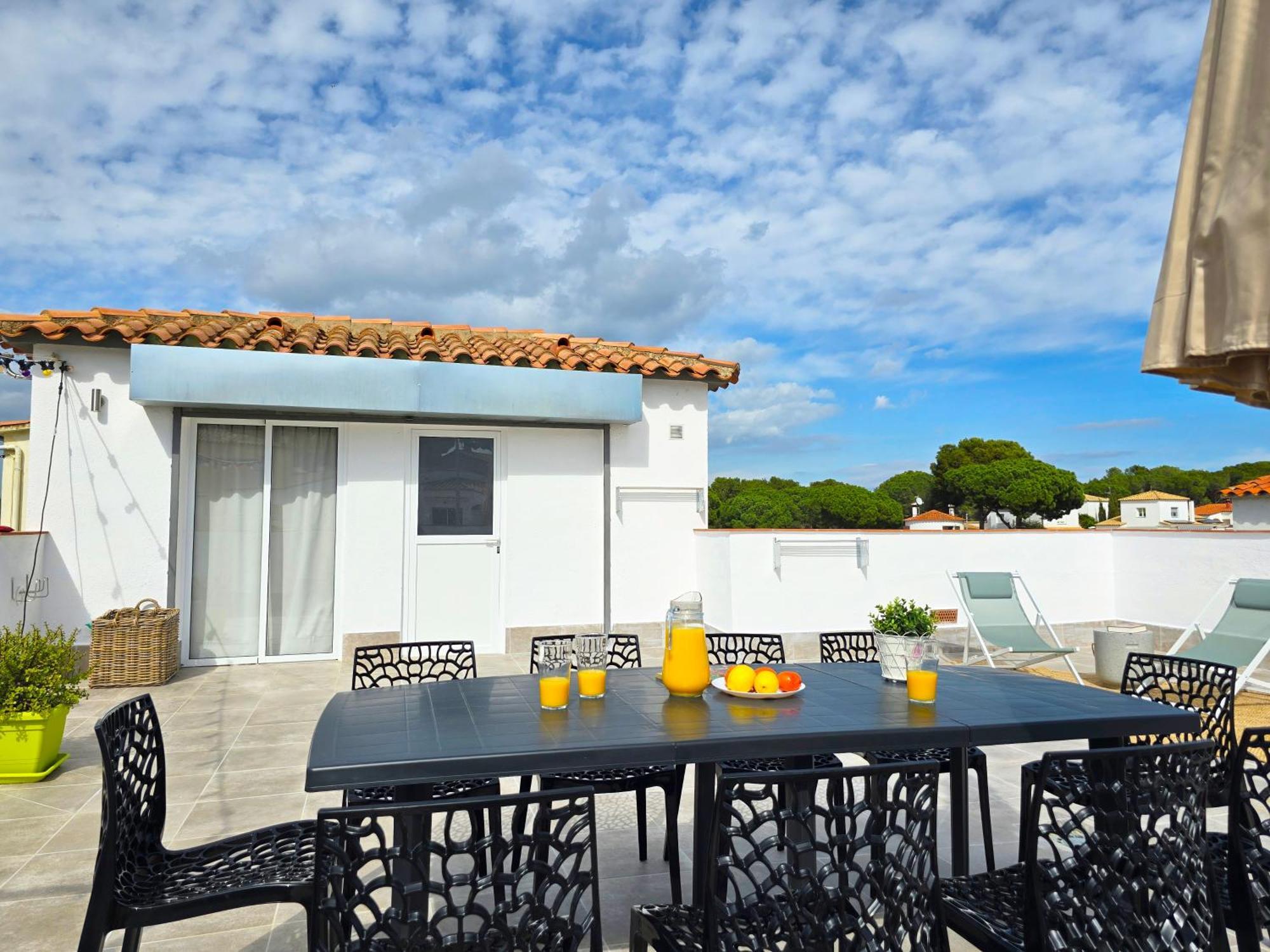 Deborah Villa L'Escala