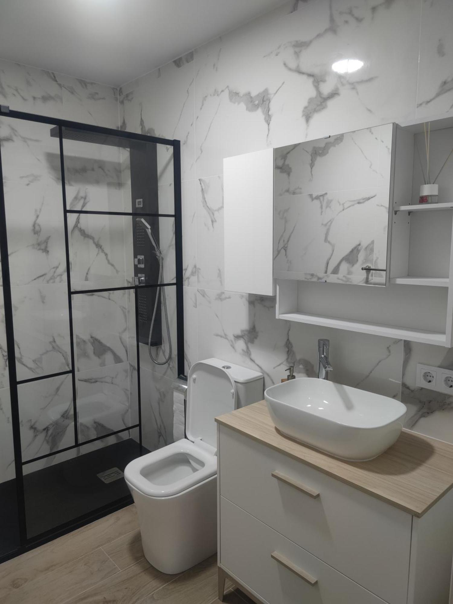 Completo Apartamento La Jonquera