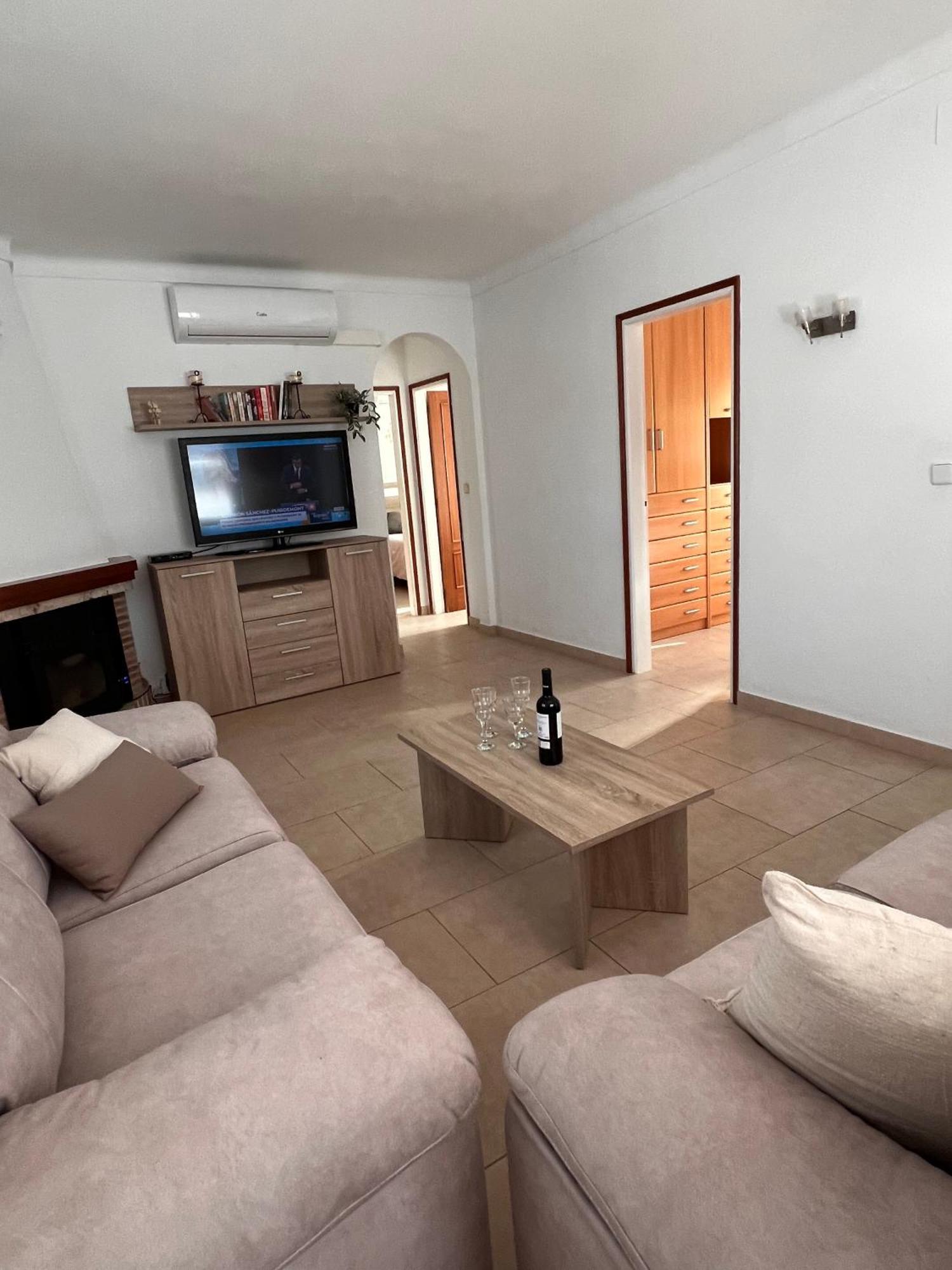 Om, Piscina Privada, Aire Acondicionado Free