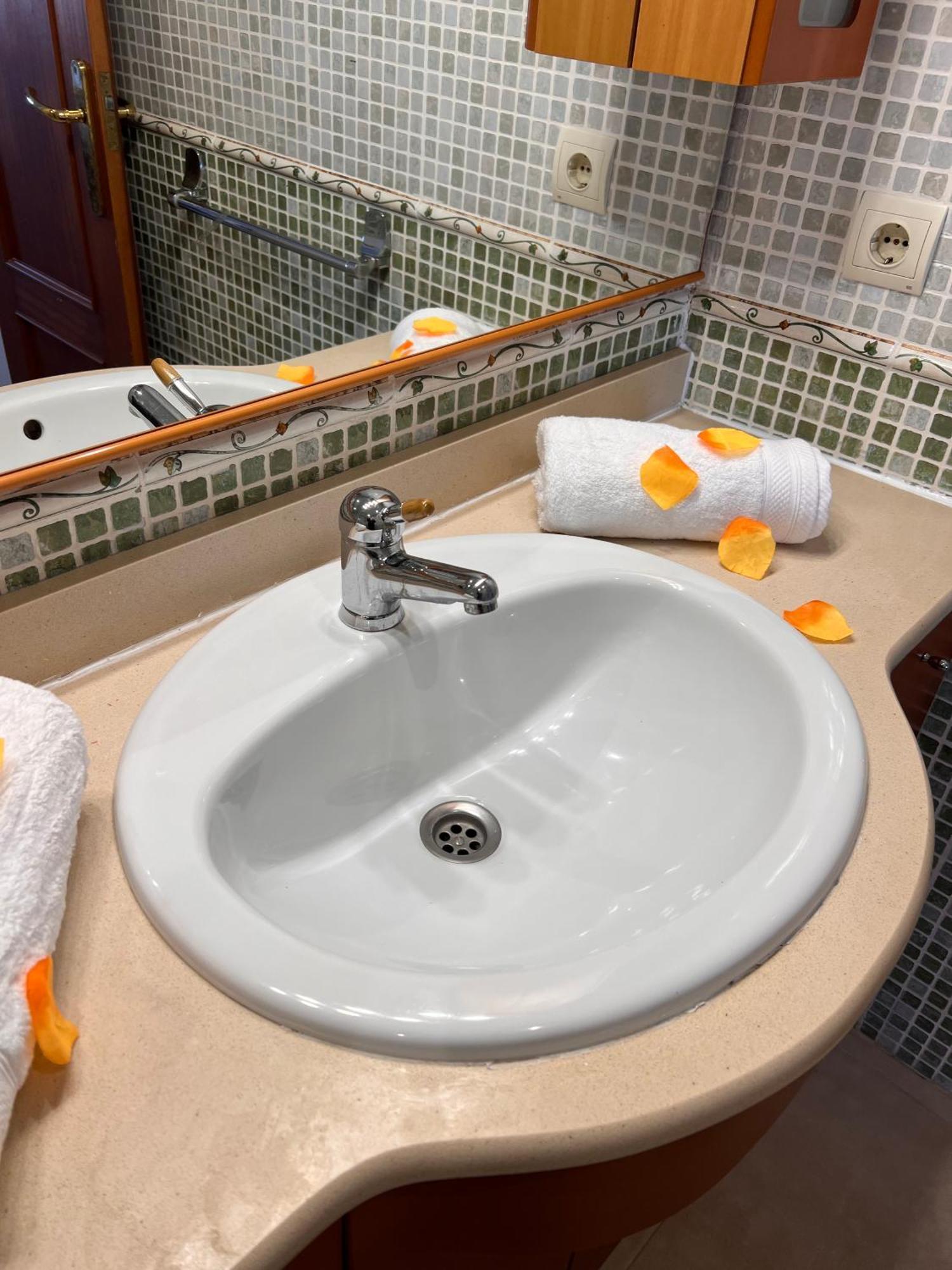 Om, Piscina Privada, Aire Acondicionado Free Villa