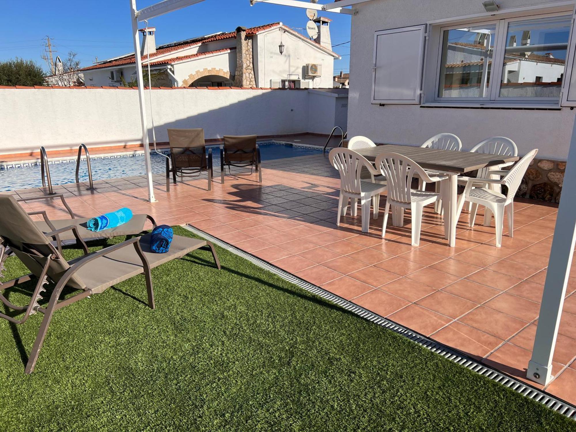 Om, Piscina Privada, Aire Acondicionado Free Villa L'Escala