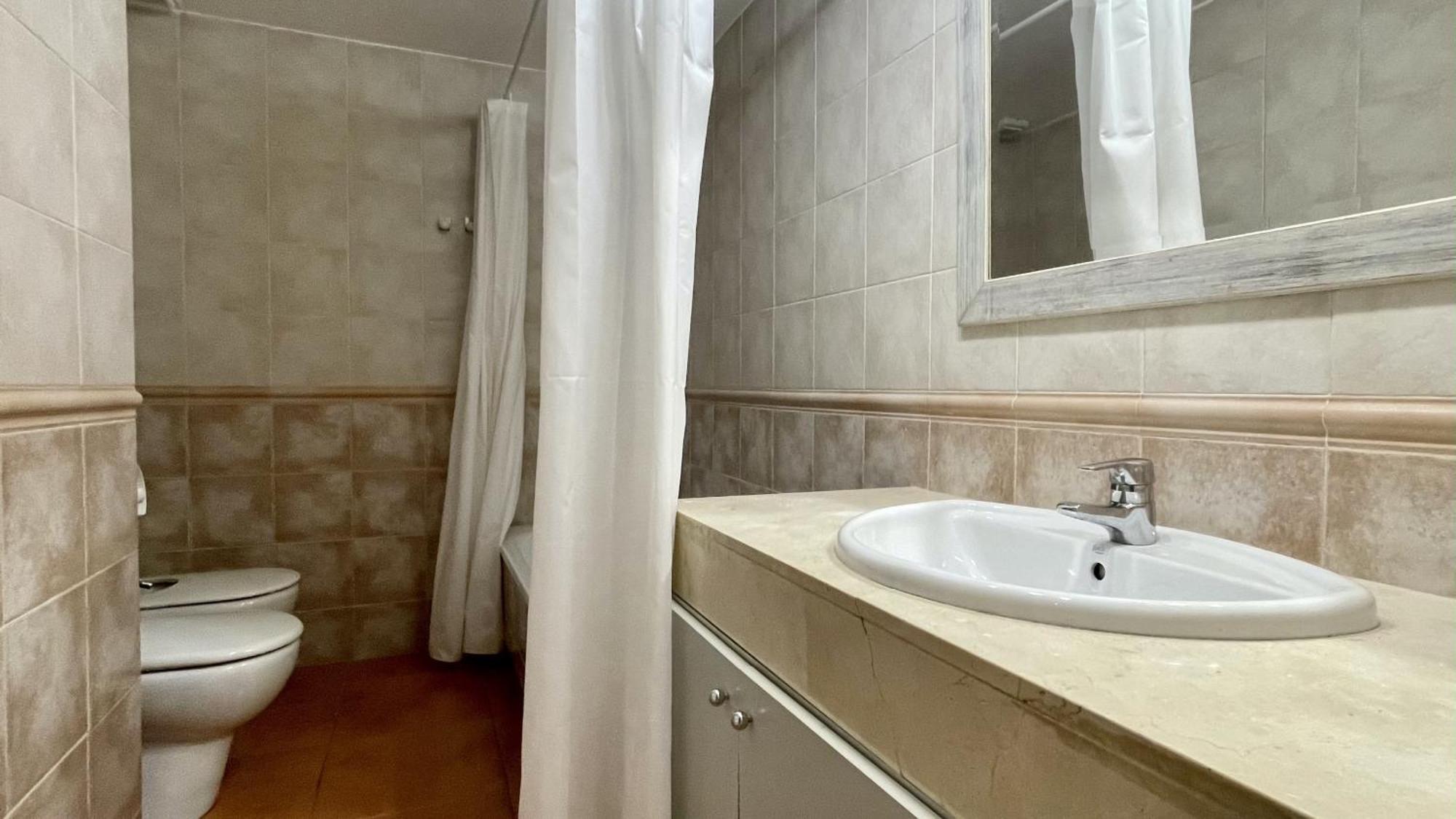 Mar G 304 Apartment