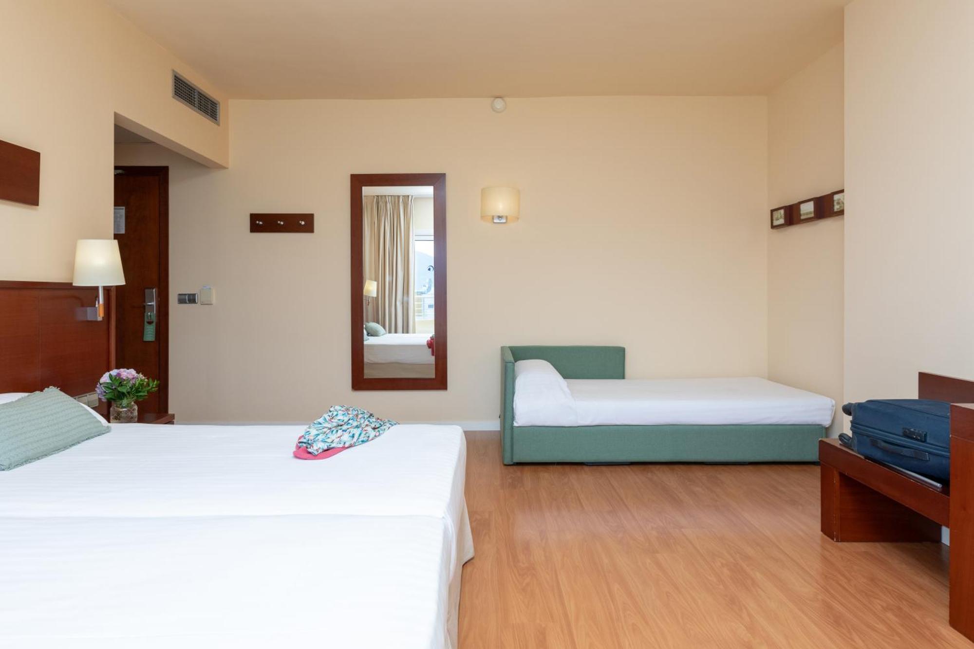 Hotel Prestige Victoria Rosas