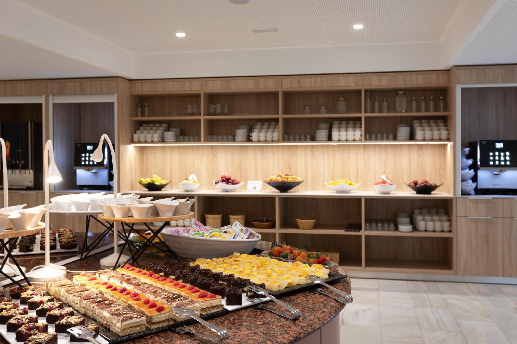 Prestige Sant Marc Hotel 4*