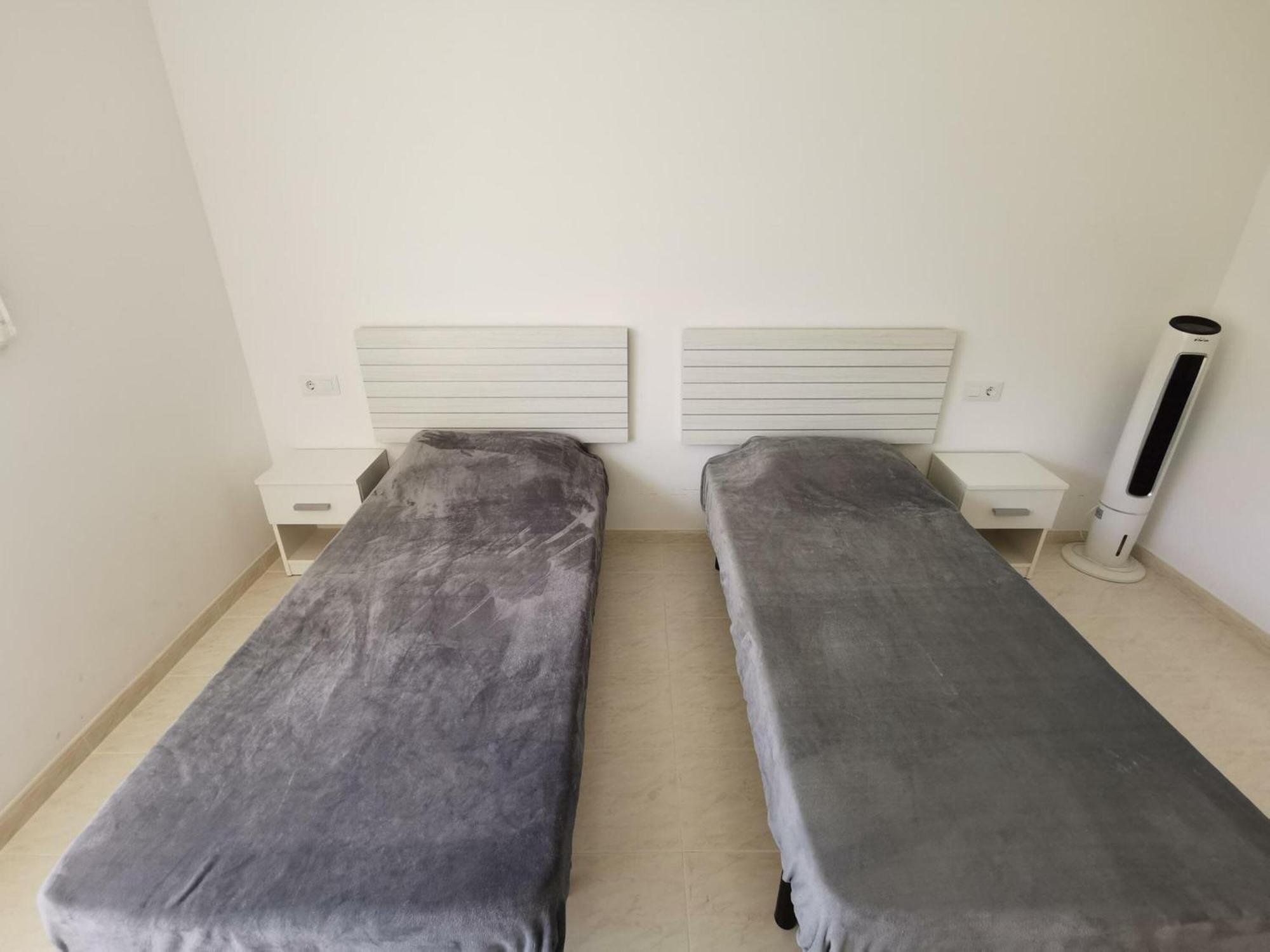 Acogedor A 400m De La Playa En Llanca, Con Terraza Y Bano Hidromasaje - Es-89-135 Apartamento