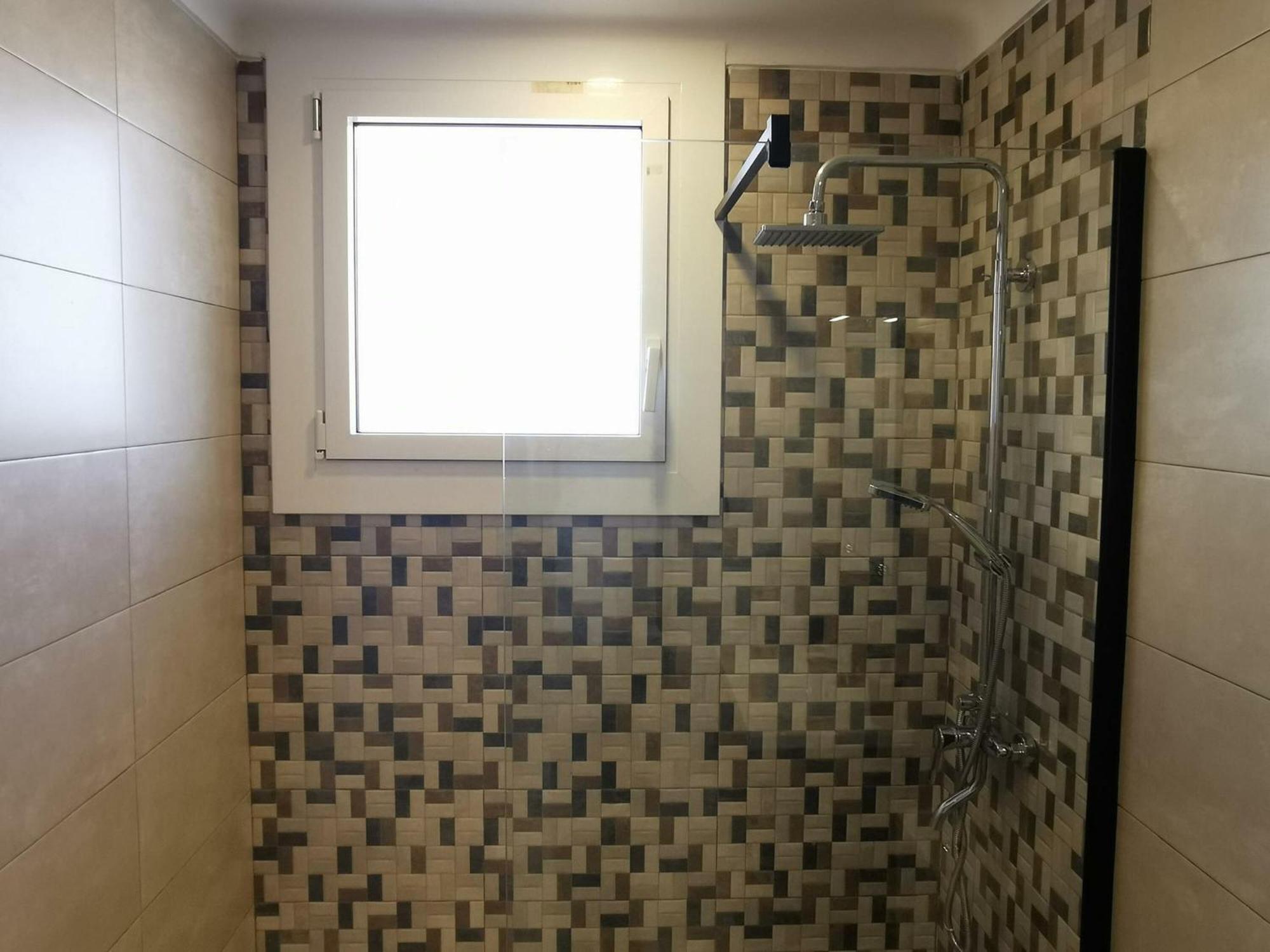 Acogedor A 400m De La Playa En Llanca, Con Terraza Y Bano Hidromasaje - Es-89-135