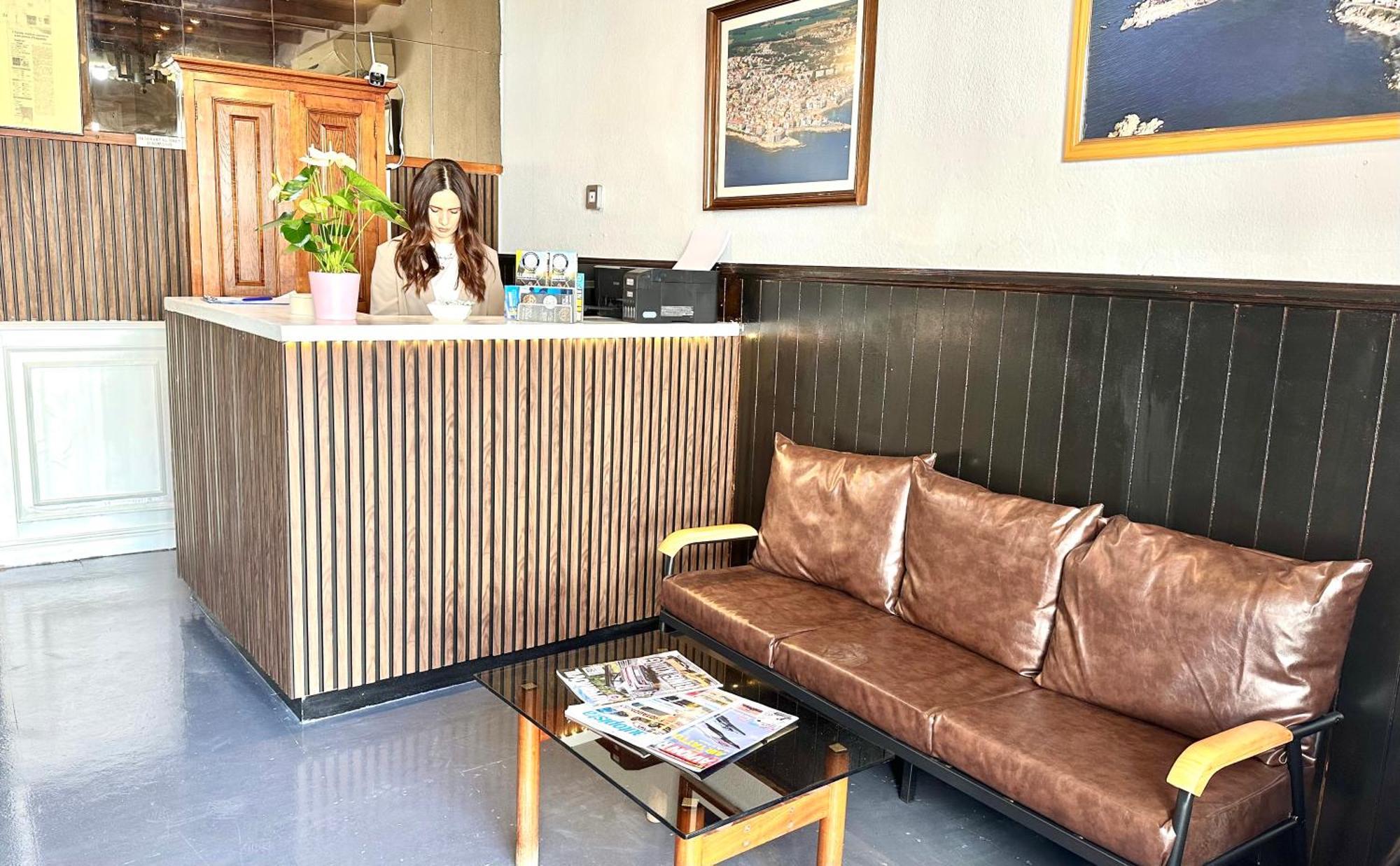 Hotel New Roser 2*