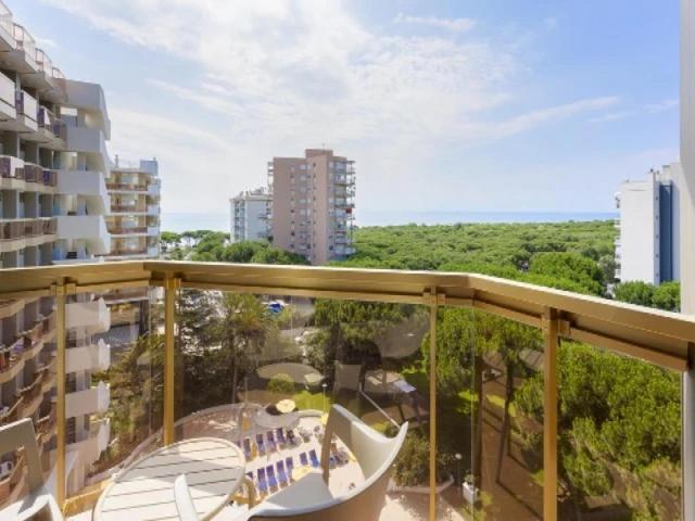 Hotel Beverly Park & 4*