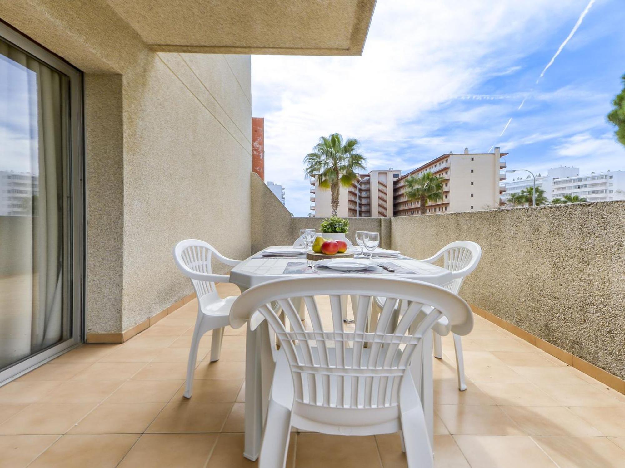 Apartamento Mismar-2 By Interhome Rosas