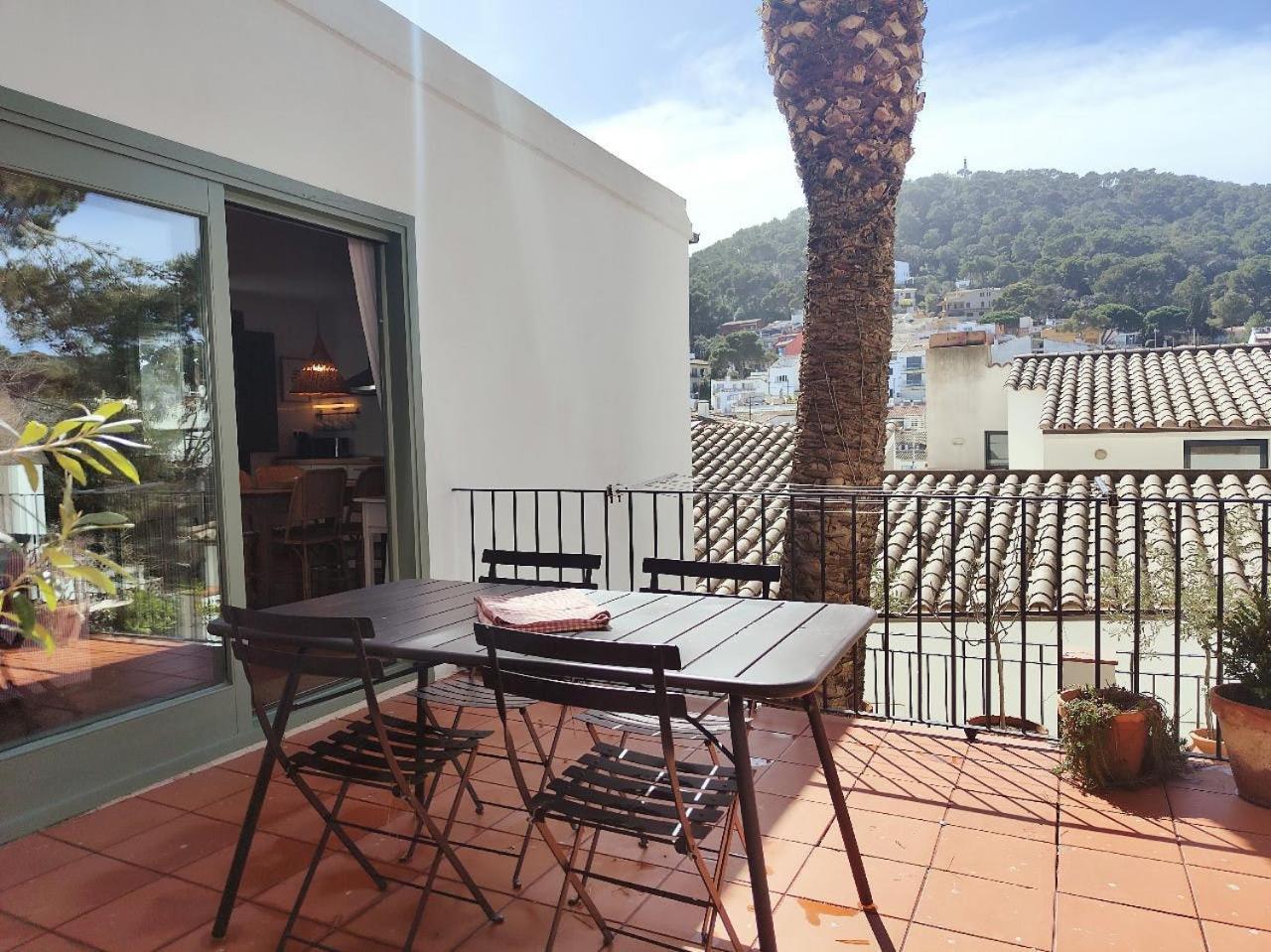 T2 - Sunny Duplex With Garden 50m From