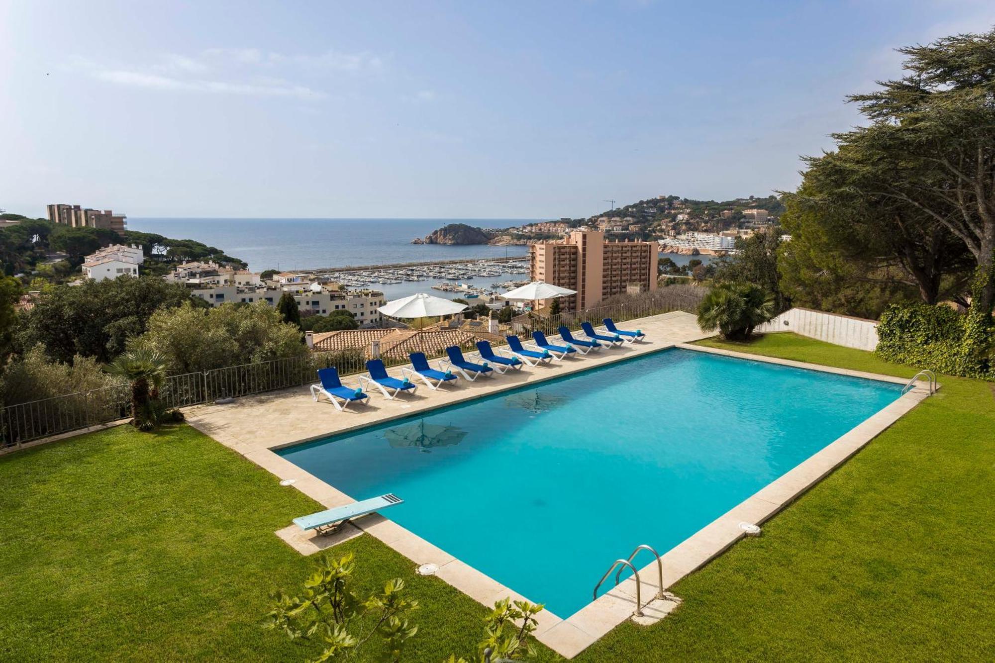 Villa Maricel