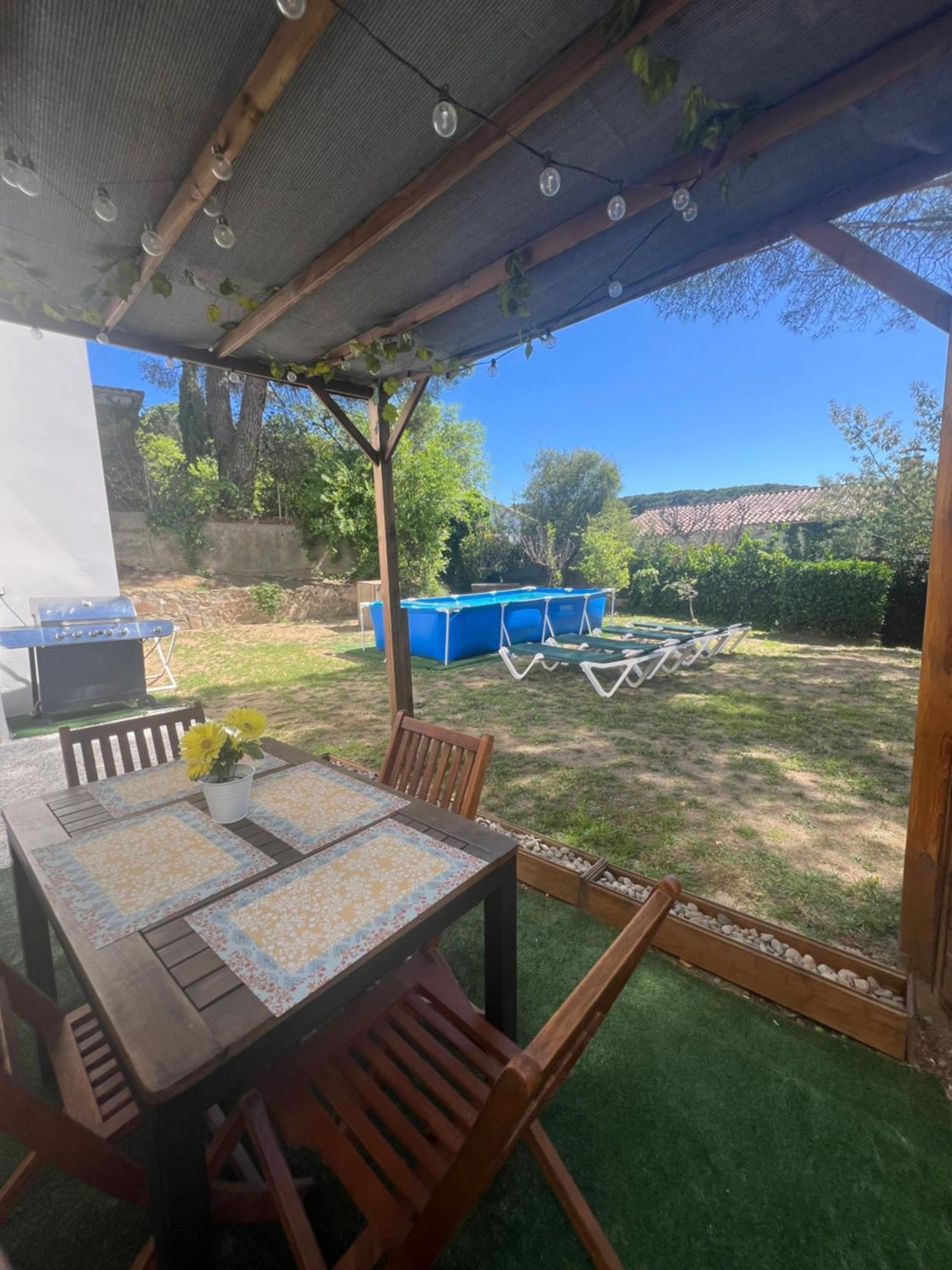 Apartment Loft, Jardin Y Piscina Privada