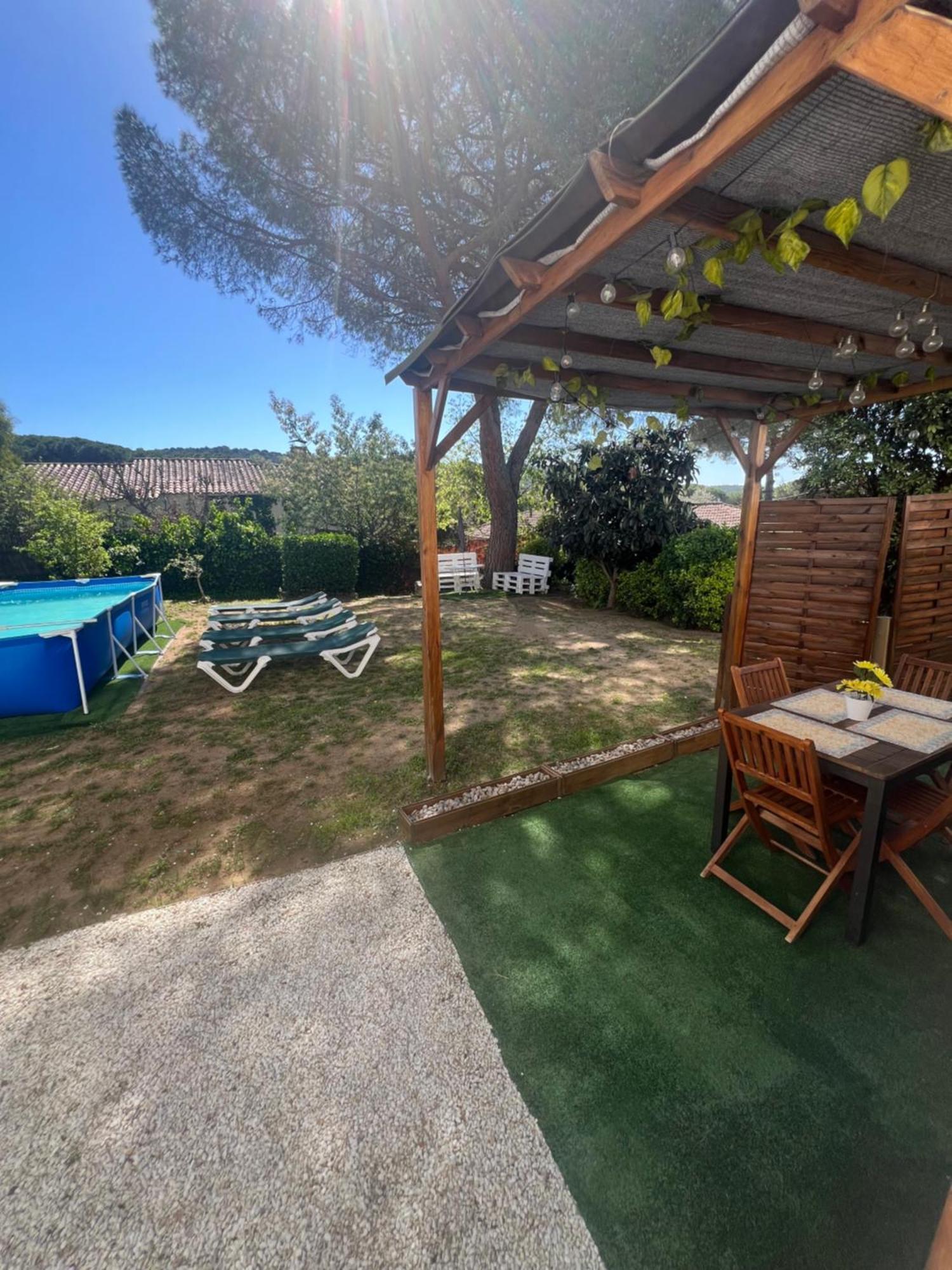 Apartment Loft, Jardin Y Piscina Privada Romanya de la Selva