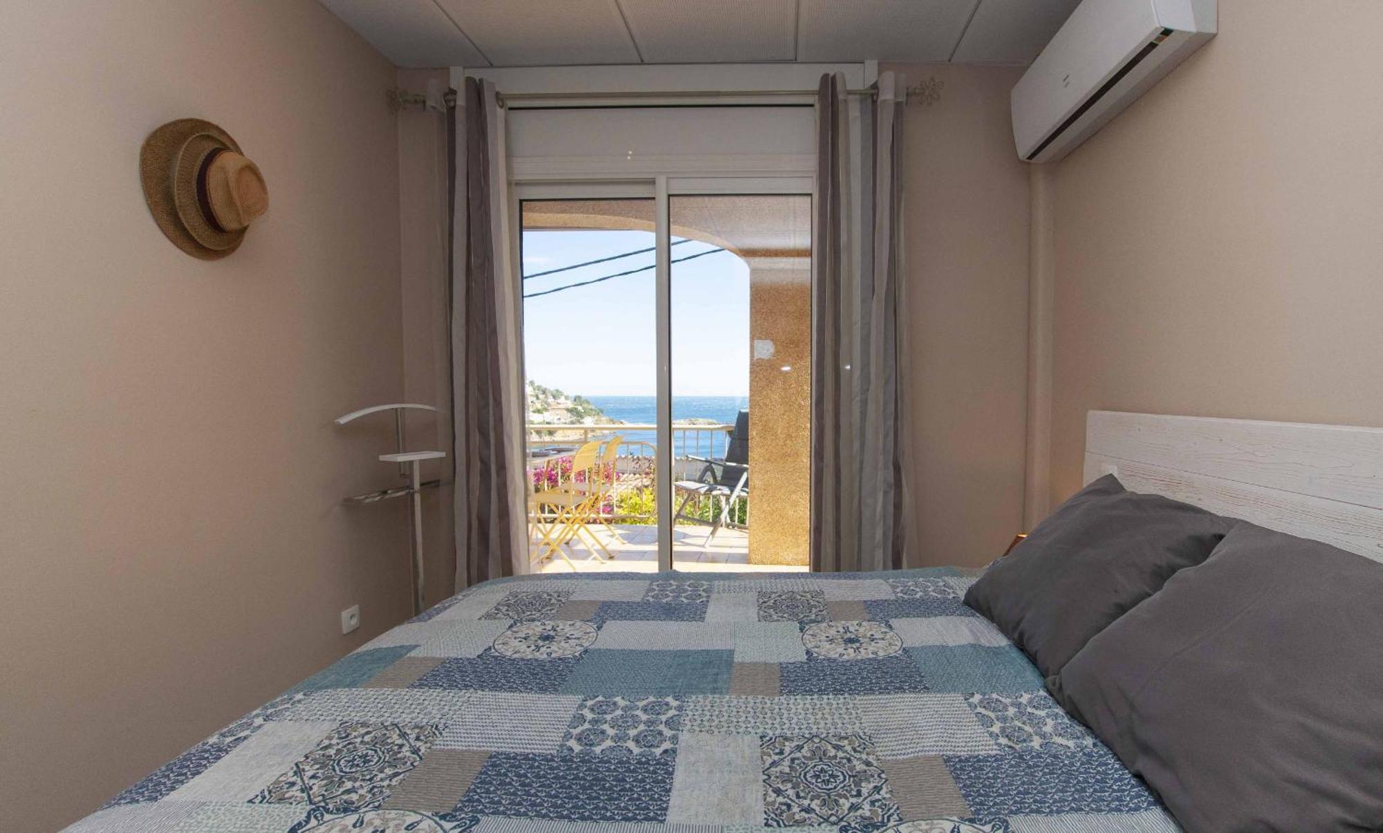 1233 Neus Con Piscina - Apivend Immo Rosas