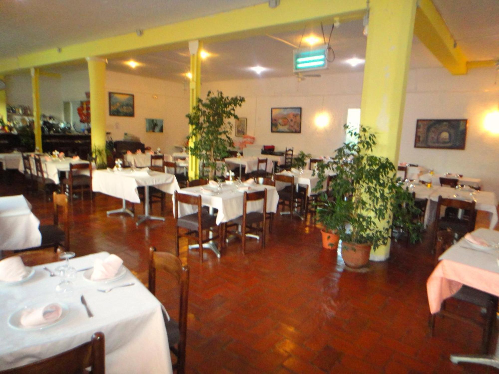 Pensió Restaurant Llança Pensión