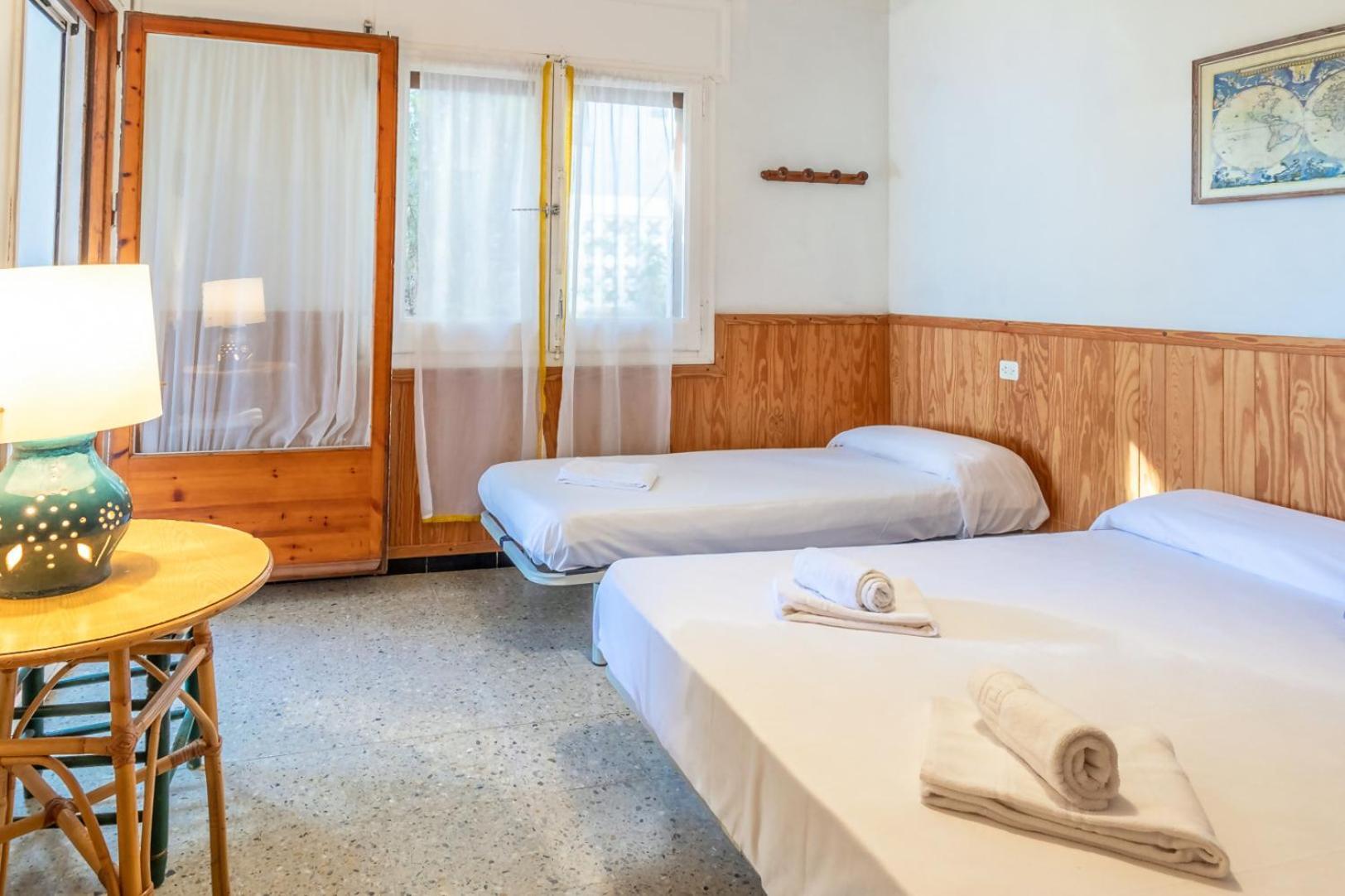 Apartamento Carboneras 53 Con Terraza Jardín Y Vistas Al Mar Llançà