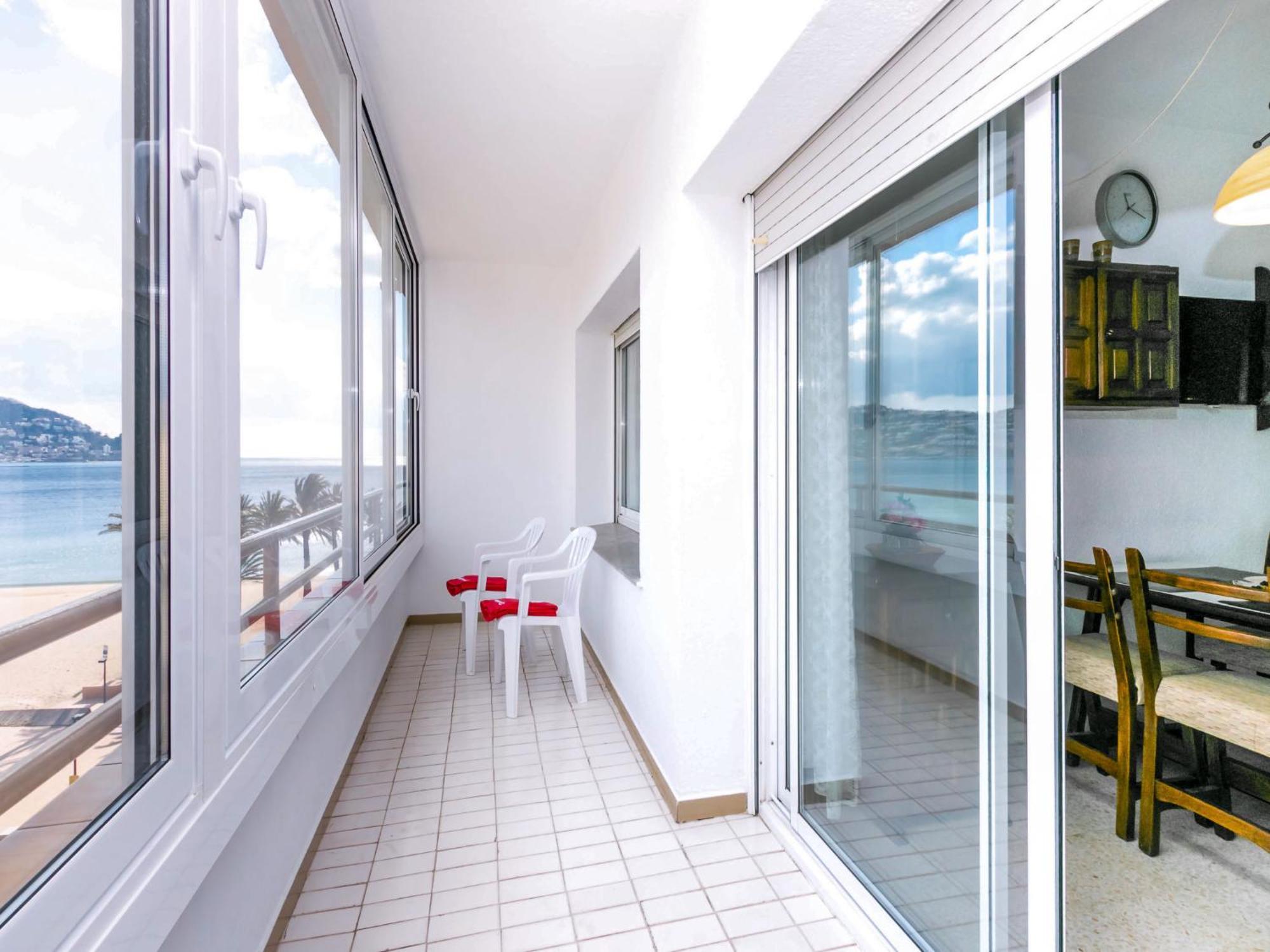 Center-19 By Interhome Rosas