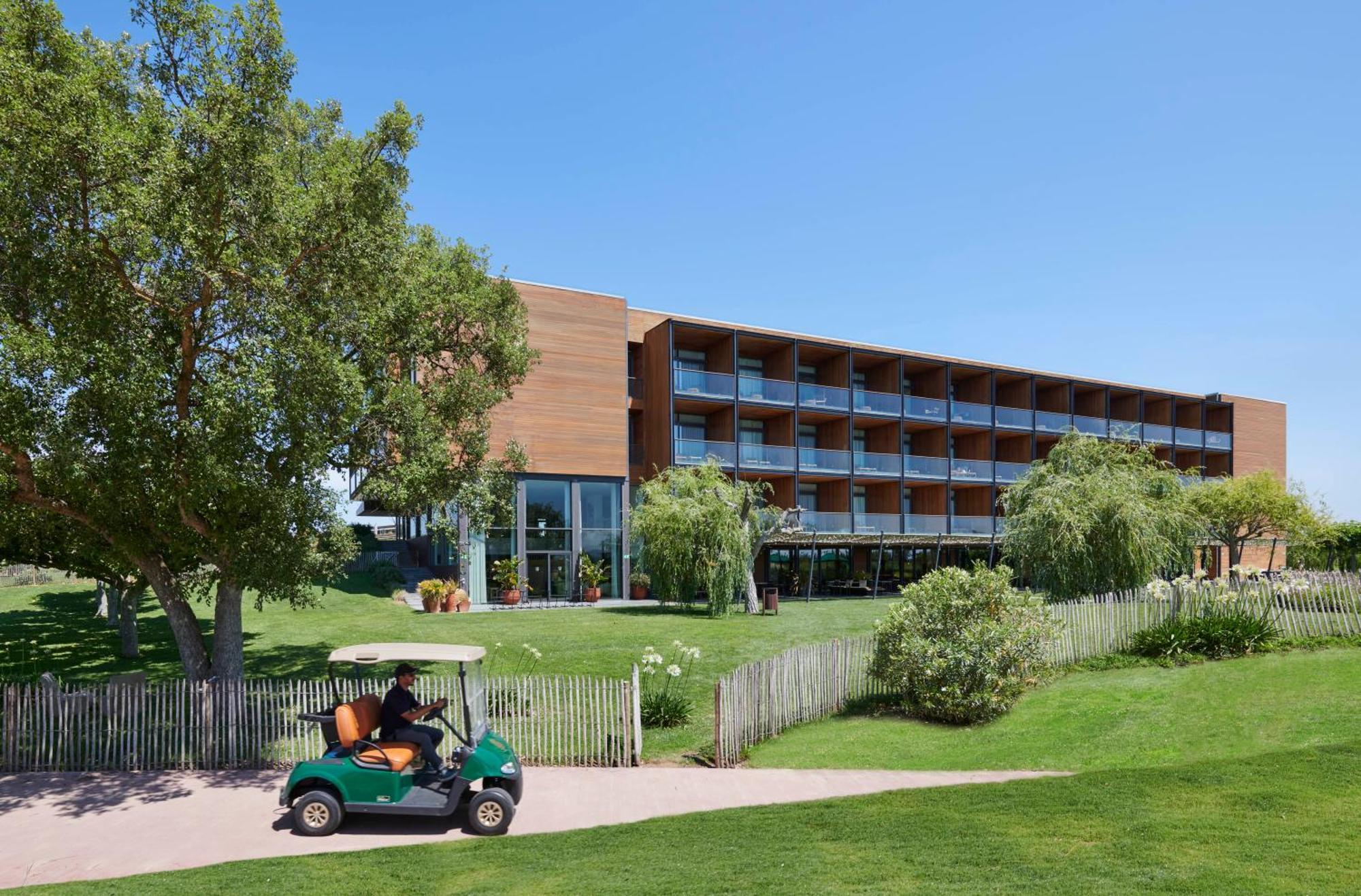Hotel Emporda Golf 4*