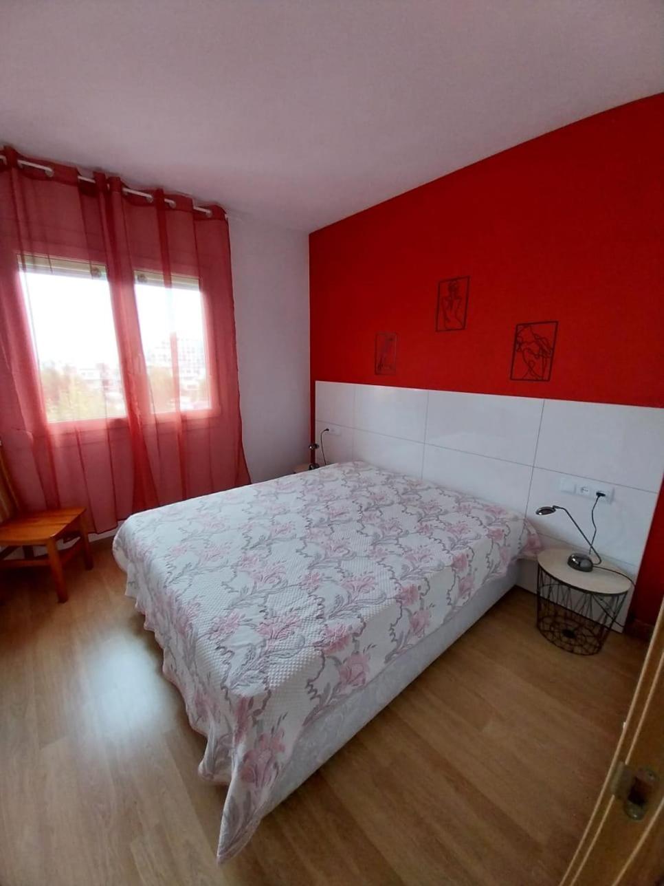 Unsejouraempuriabrava-terrasse-vue -clime- Wifi Parking Apartment Empuriabrava