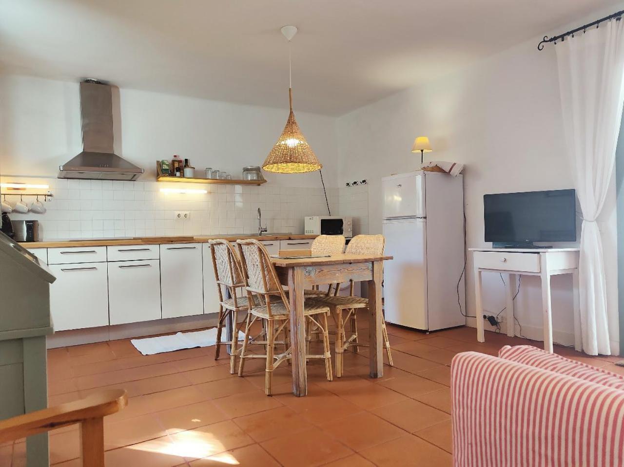 T2 - Sunny Duplex With Garden 50m From *