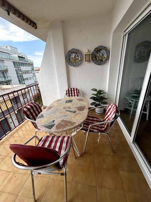 2 Vue Port De Plaisance *