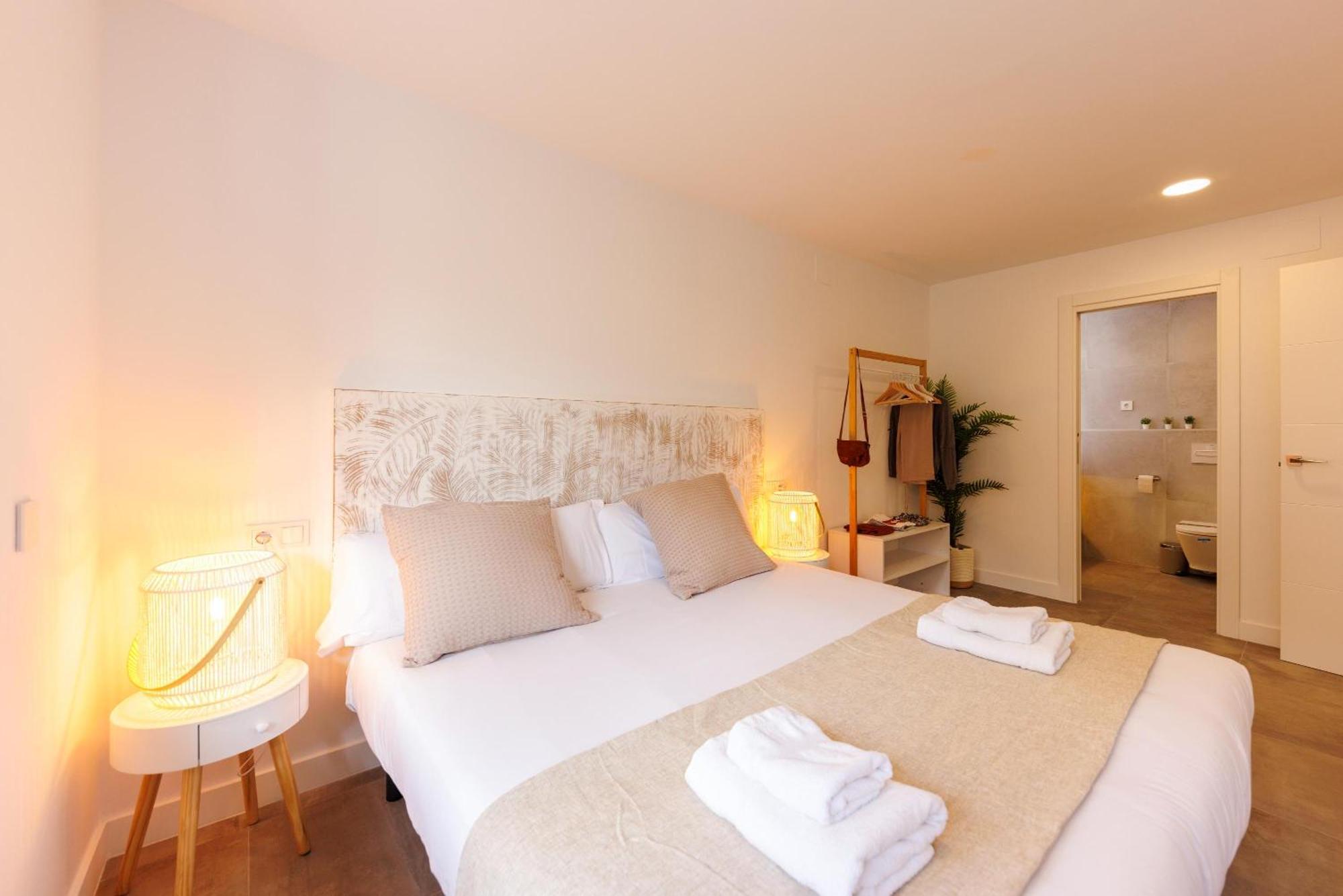 Apartamento Bravissimo Turbau Entresol B, With 3 Bedrooms