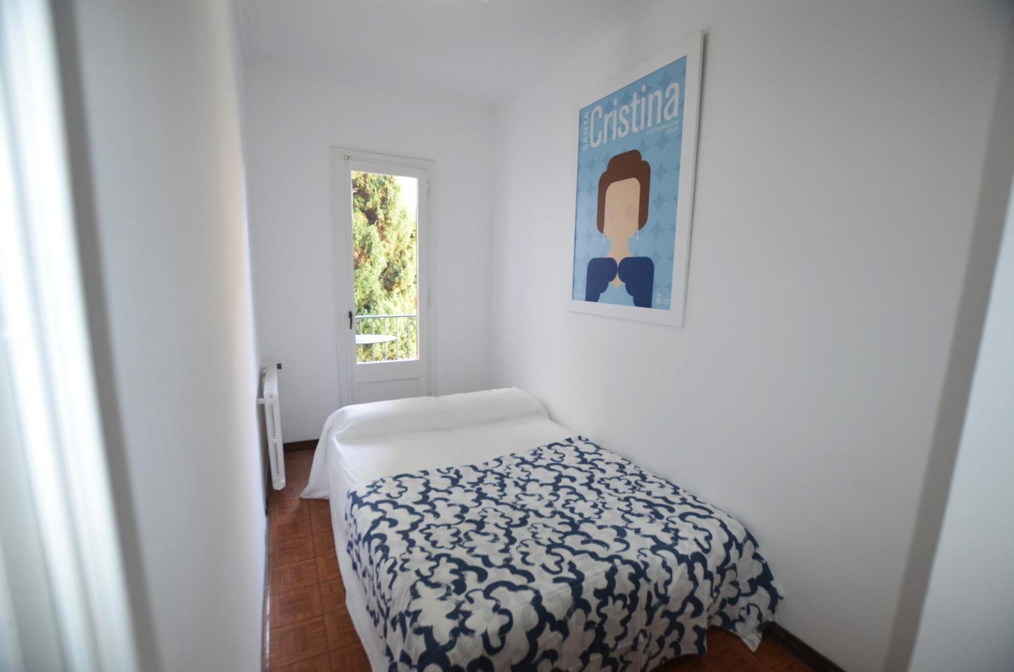Centro De Lloret 8 People Apartment *