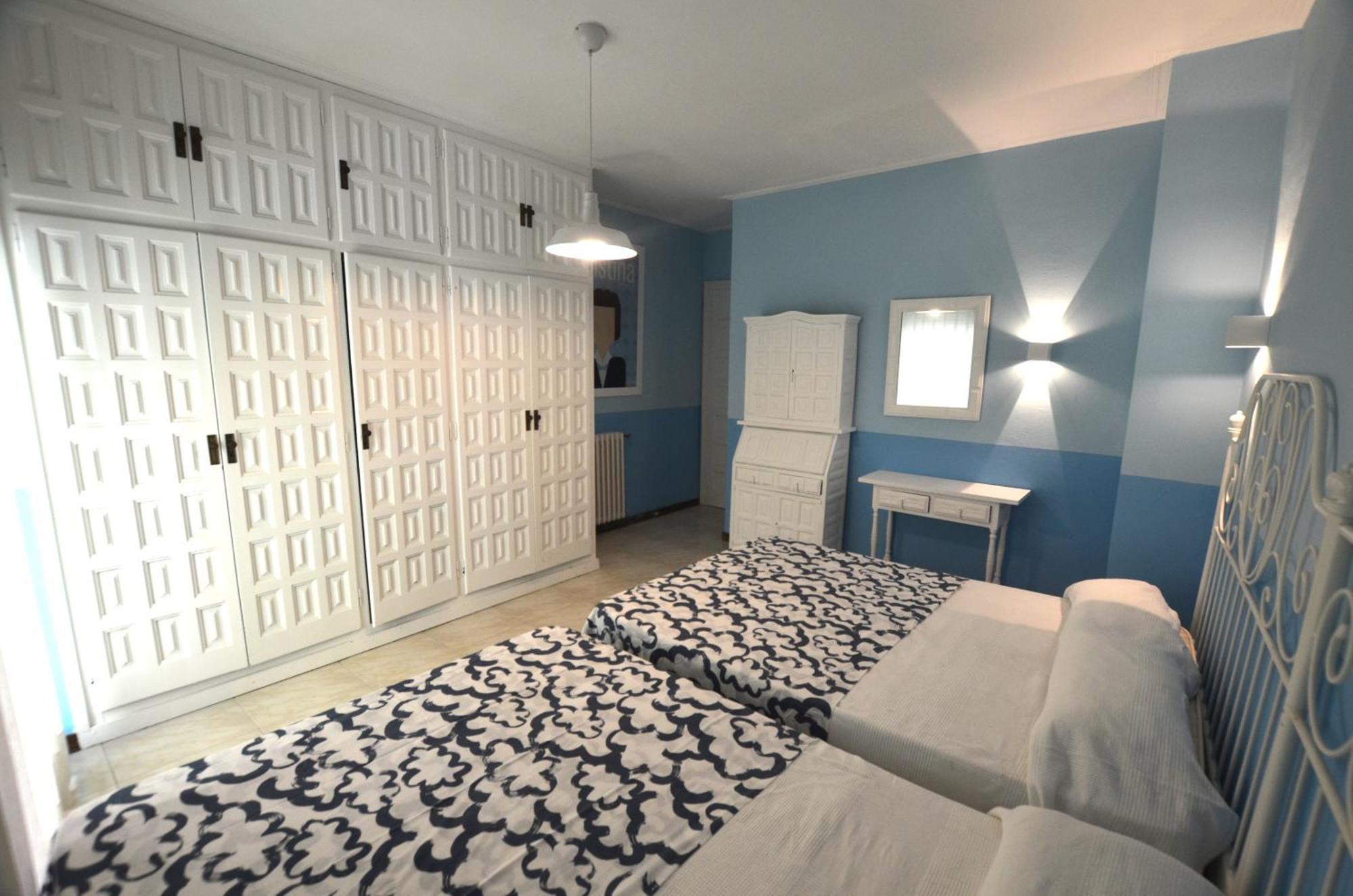 Centro De Lloret 8 People Apartment *