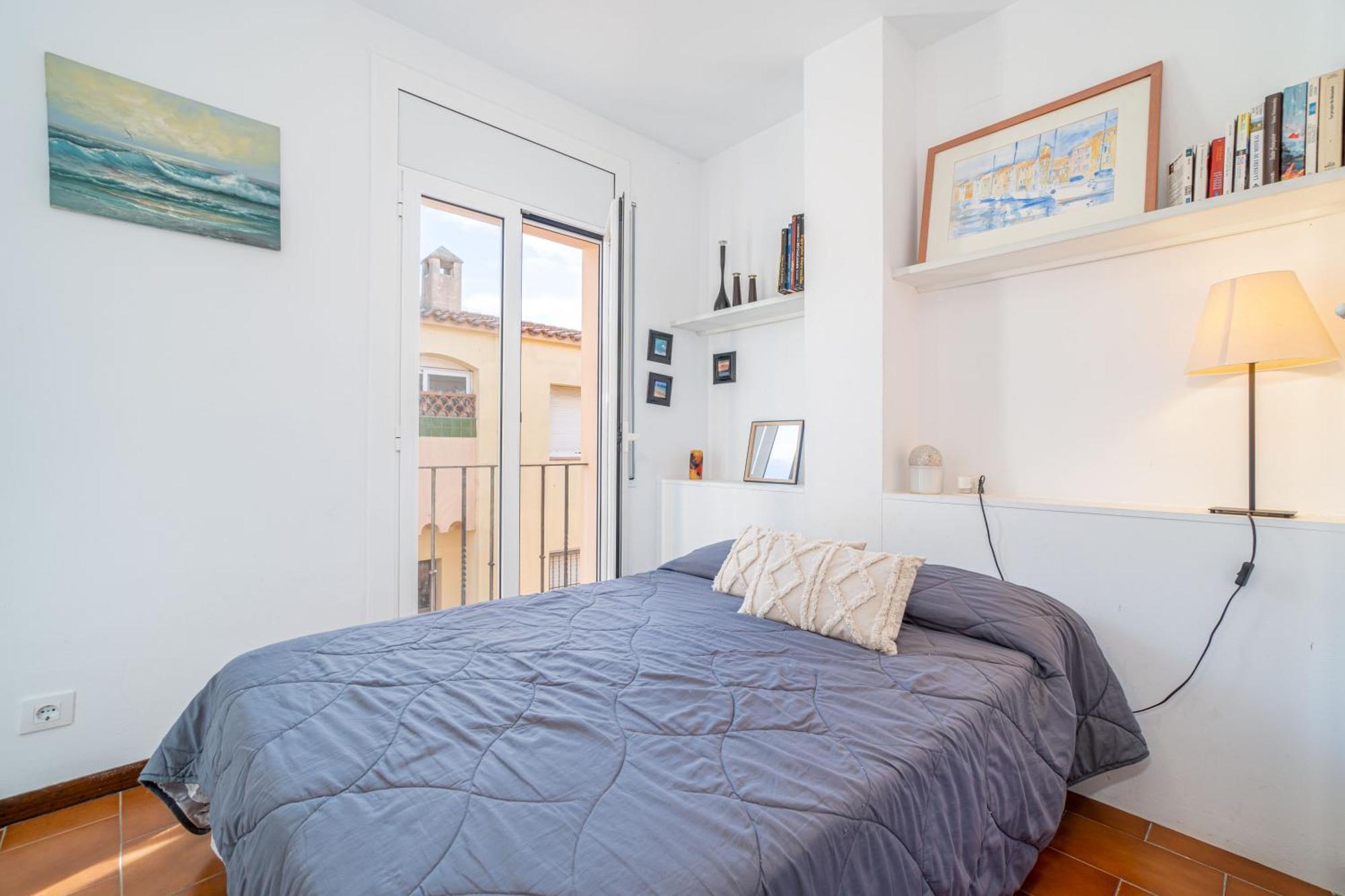 Apartamento 141-empurialola- Con Piscinas En El Centro Y Cerca Del Mar