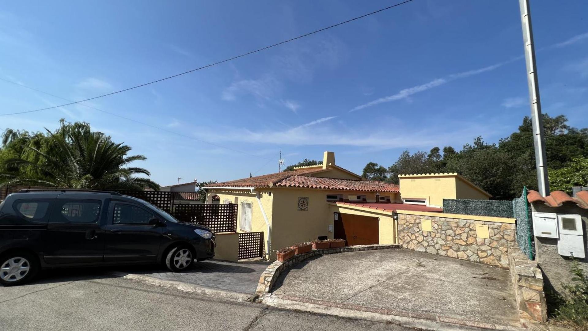Preciosa Casa En Mas Fumats Con Piscina Y Bonitas Vistas Selva de Mar