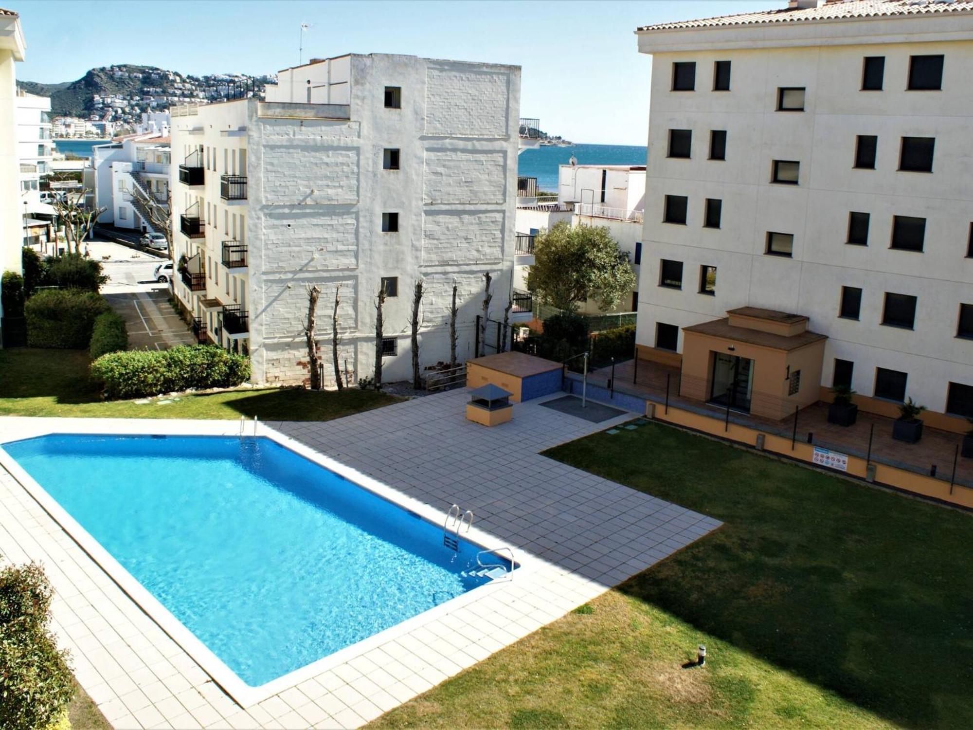 En Roses A 2 Minutos De La Playa Con Vista Al Mar *