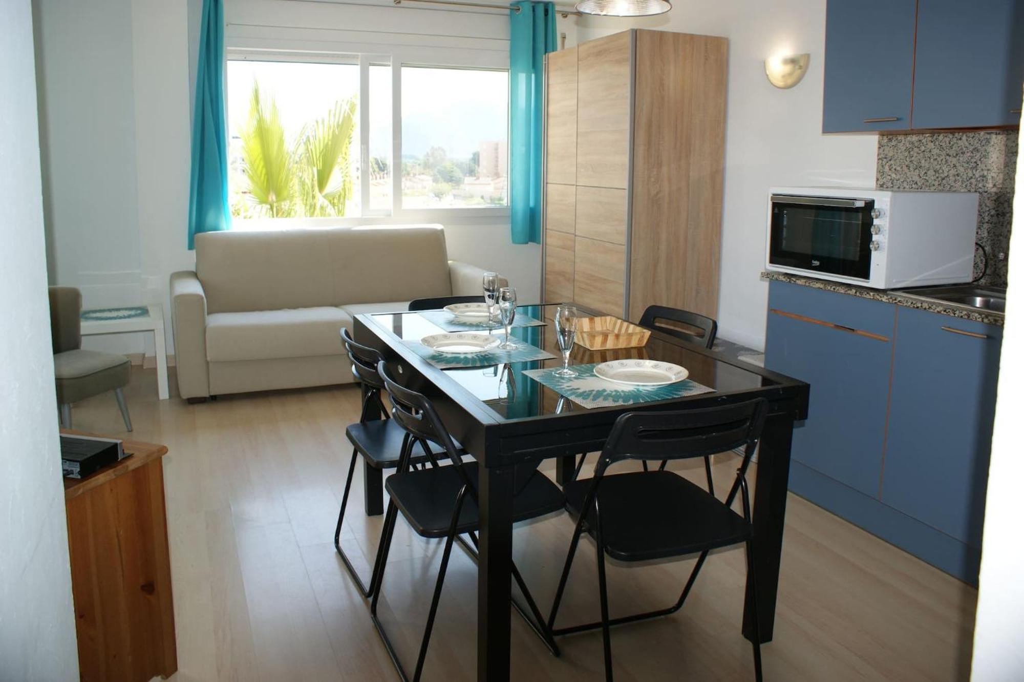 Apartment Con Vistas Al Canal En Residencia Con Piscina Roses