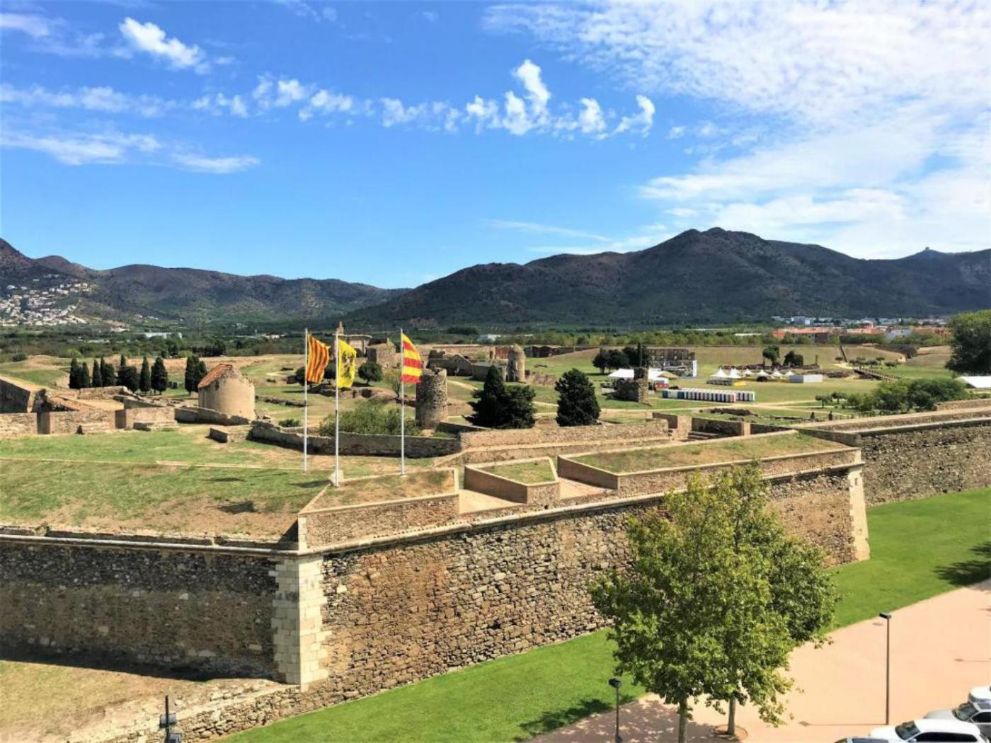 Precioso Piso Con Vista Al Canal Y Piscina En Av-69 Apartamento Rosas