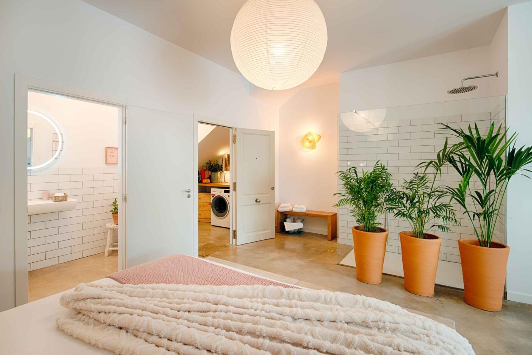 Loft Con Piscina Climatizada De Agua Salada Y Parking En El Centro De Figueres *