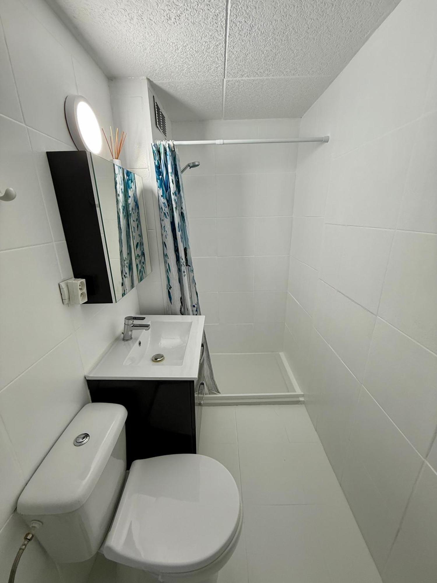 Awaydays - Karina - 1st Sea Line Apartamento