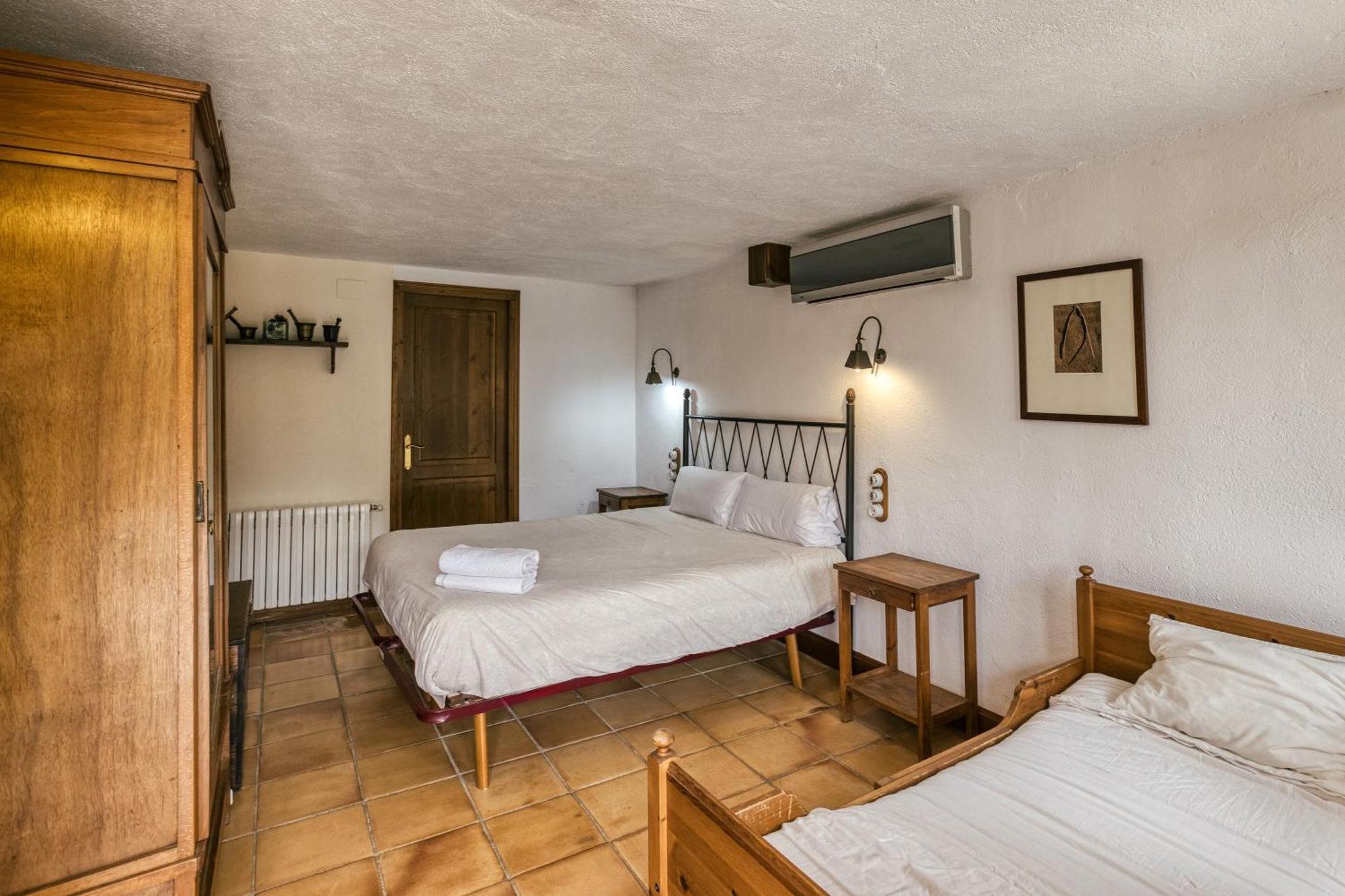 Mas Fuselles Country house *