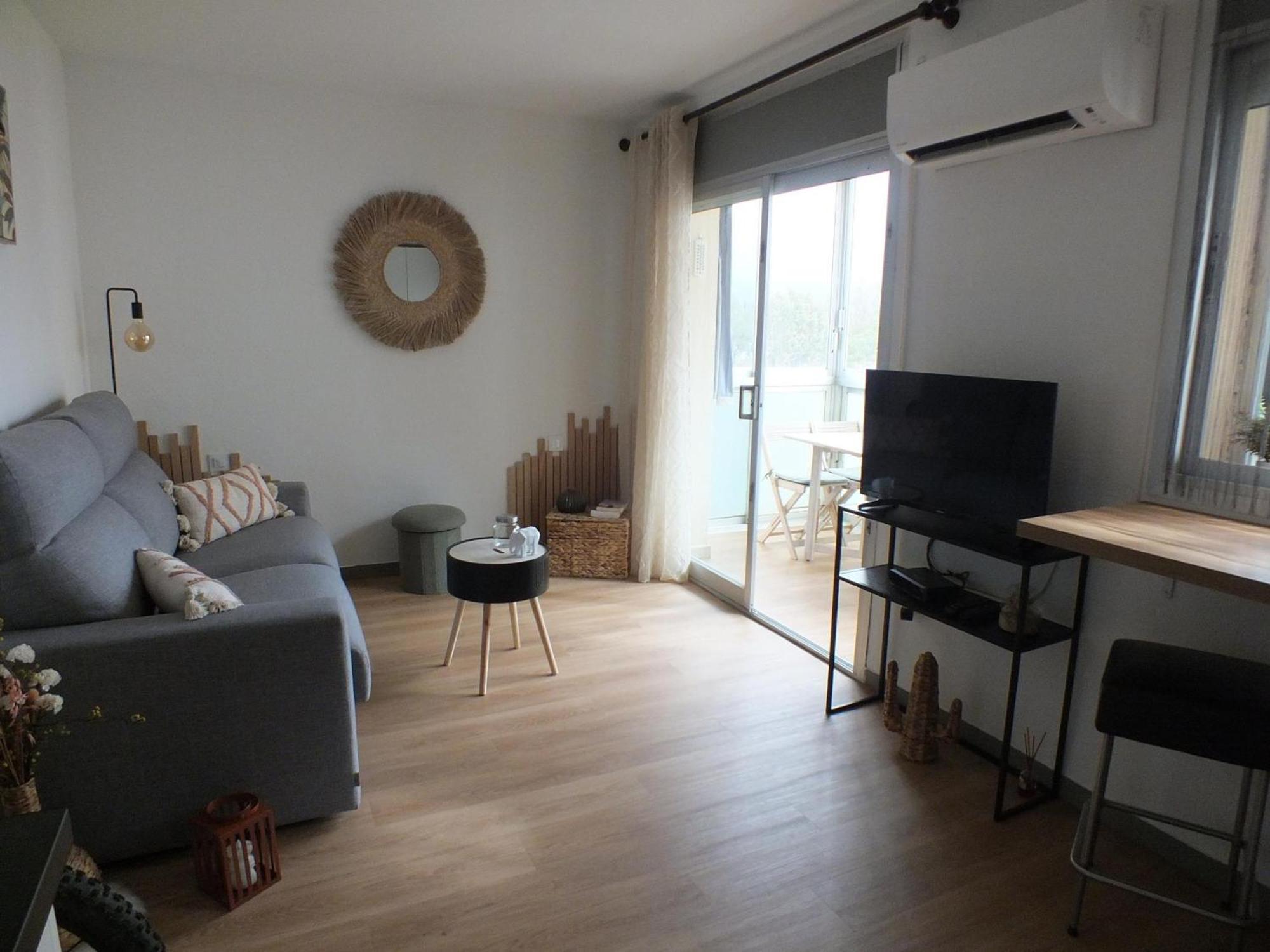 Cerca De La Playa Con Terraza Y Aparcamiento Privado - Es-204-75