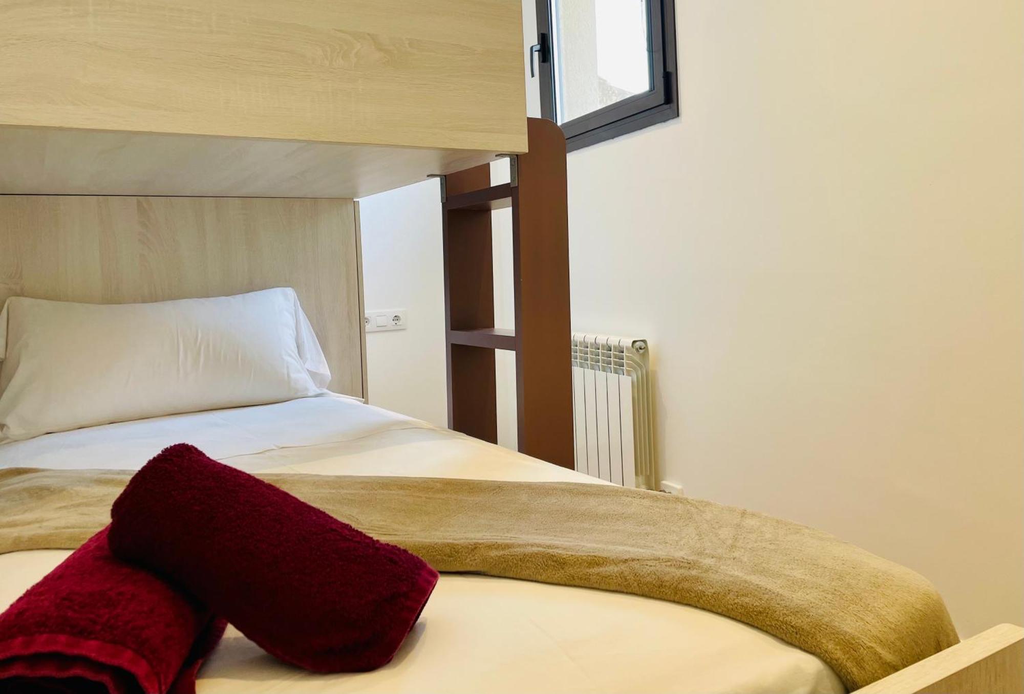 Deluxe 3 By Costabravaway Apartment