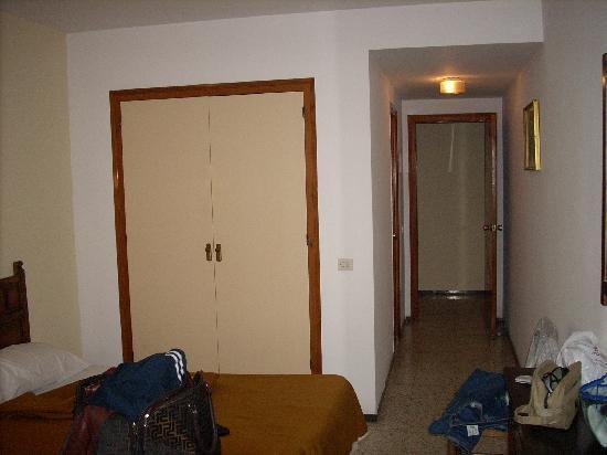 Santa Ana Pensión *