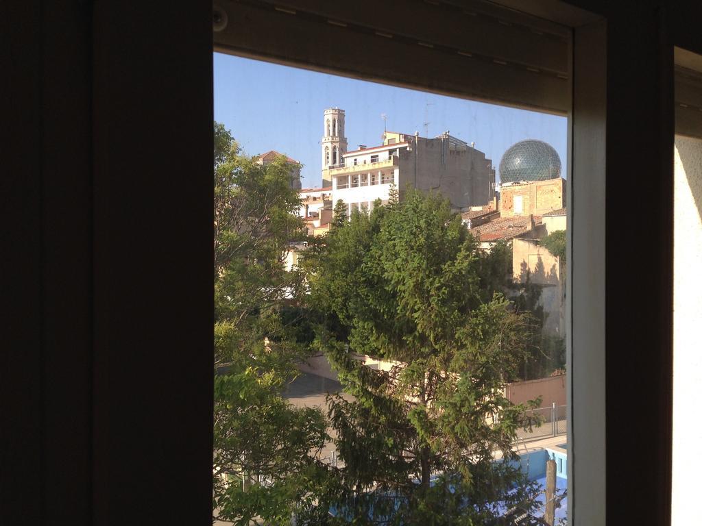 Guest house Isabel Ii Figueres (Girona)