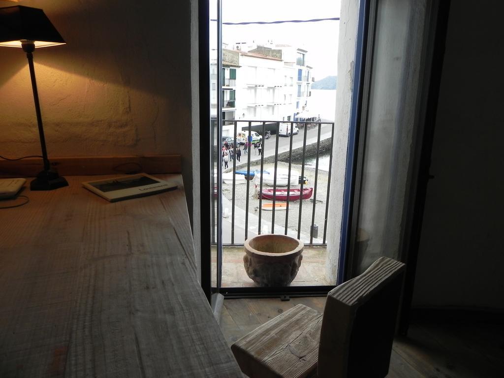 Poal-cadaques *