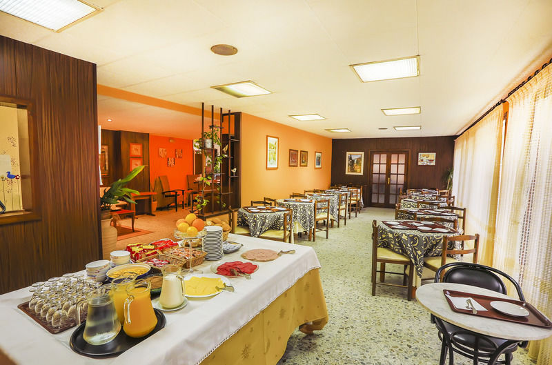 Pensión Santa Ana