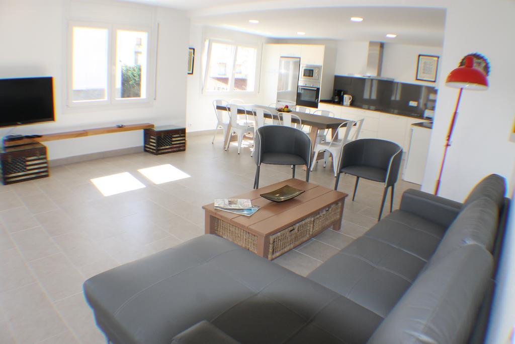 Agi Acacias Apartment