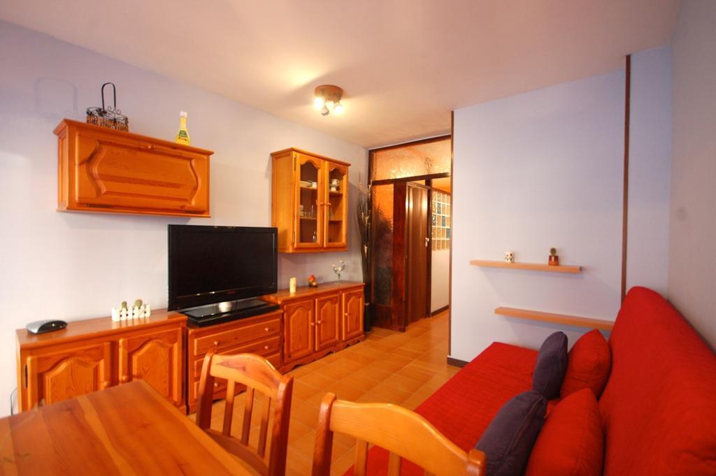 Apartamento Lets Holidays Pool Terrace