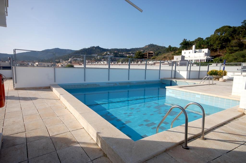 Lets Holidays Pool Terrace Apartamento *