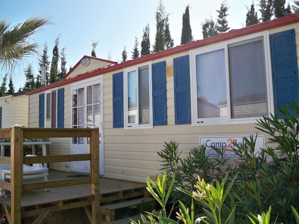 Senia Tucan Campsite 2*