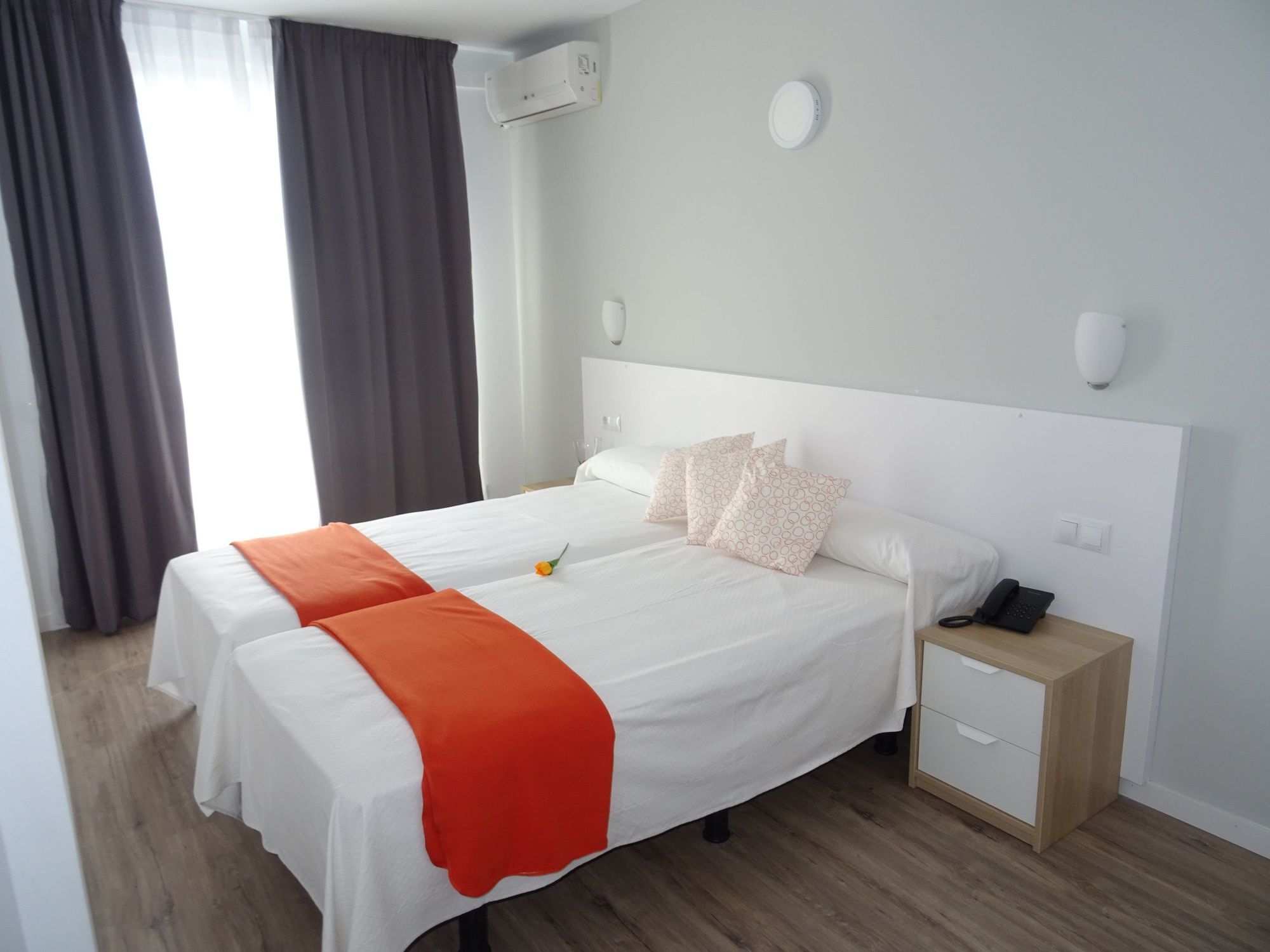 Victoria - Lloret 3*