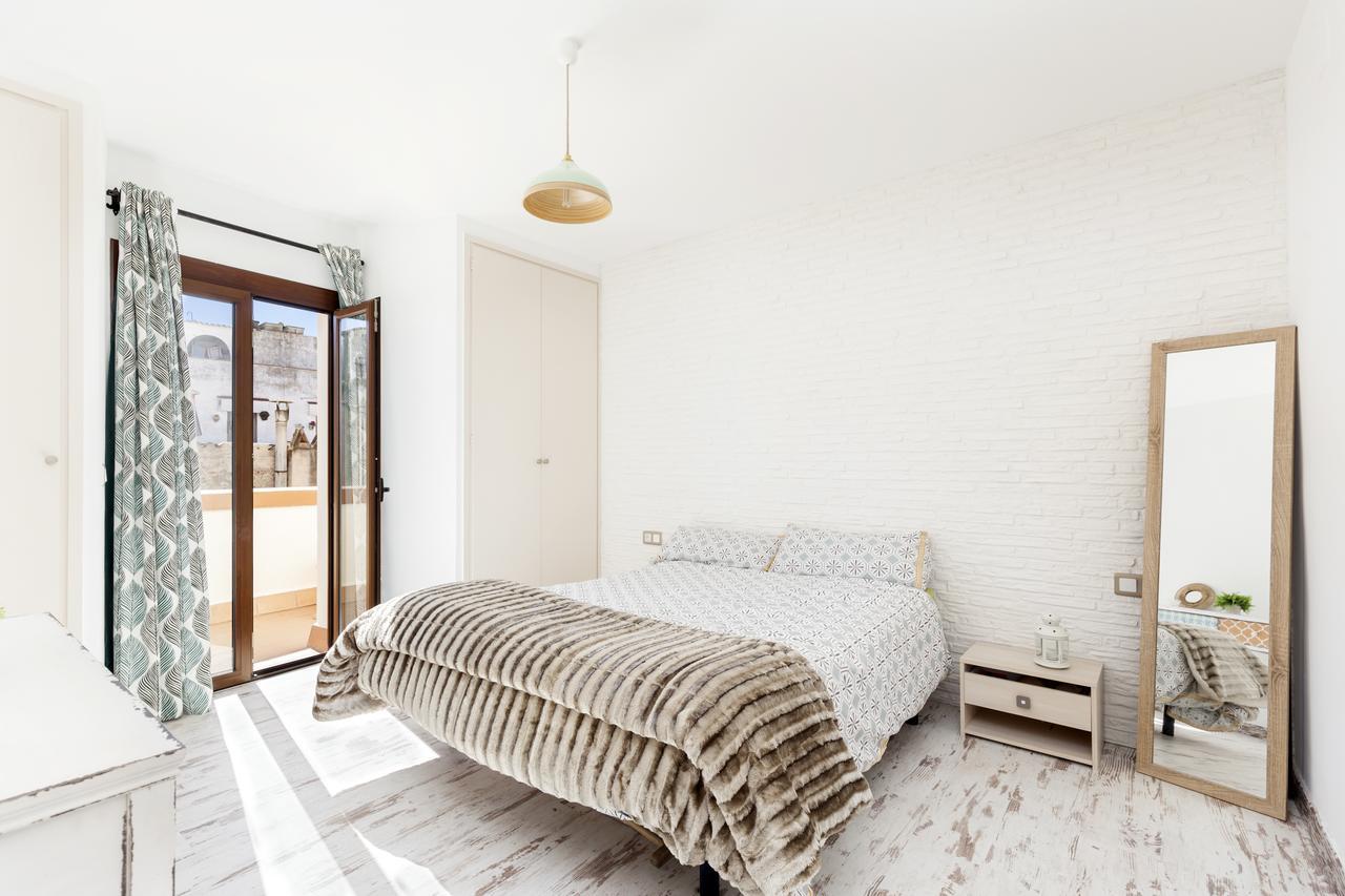Lets Holidays 1 Minute To The Apartment *